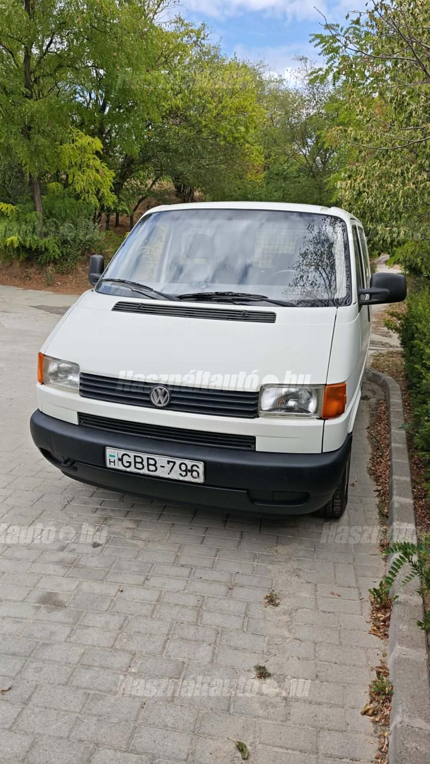 VOLKSWAGEN TRANSPORTER 1997/4 - 1