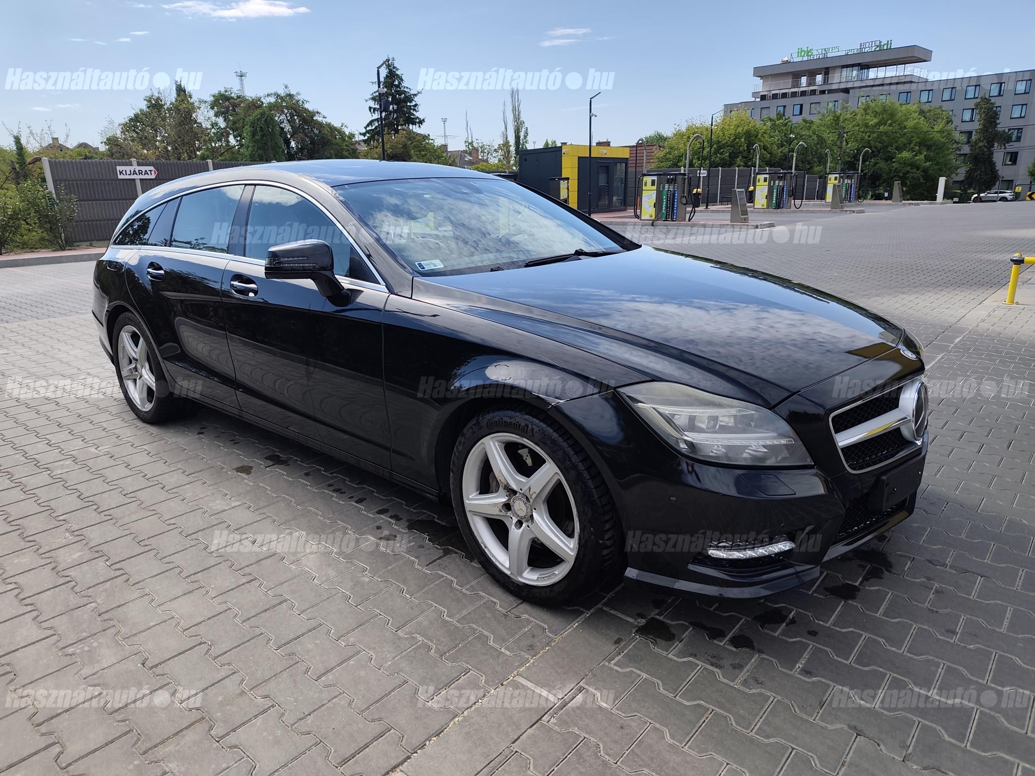 MERCEDES-BENZ CLS 320 2013/8 - 1