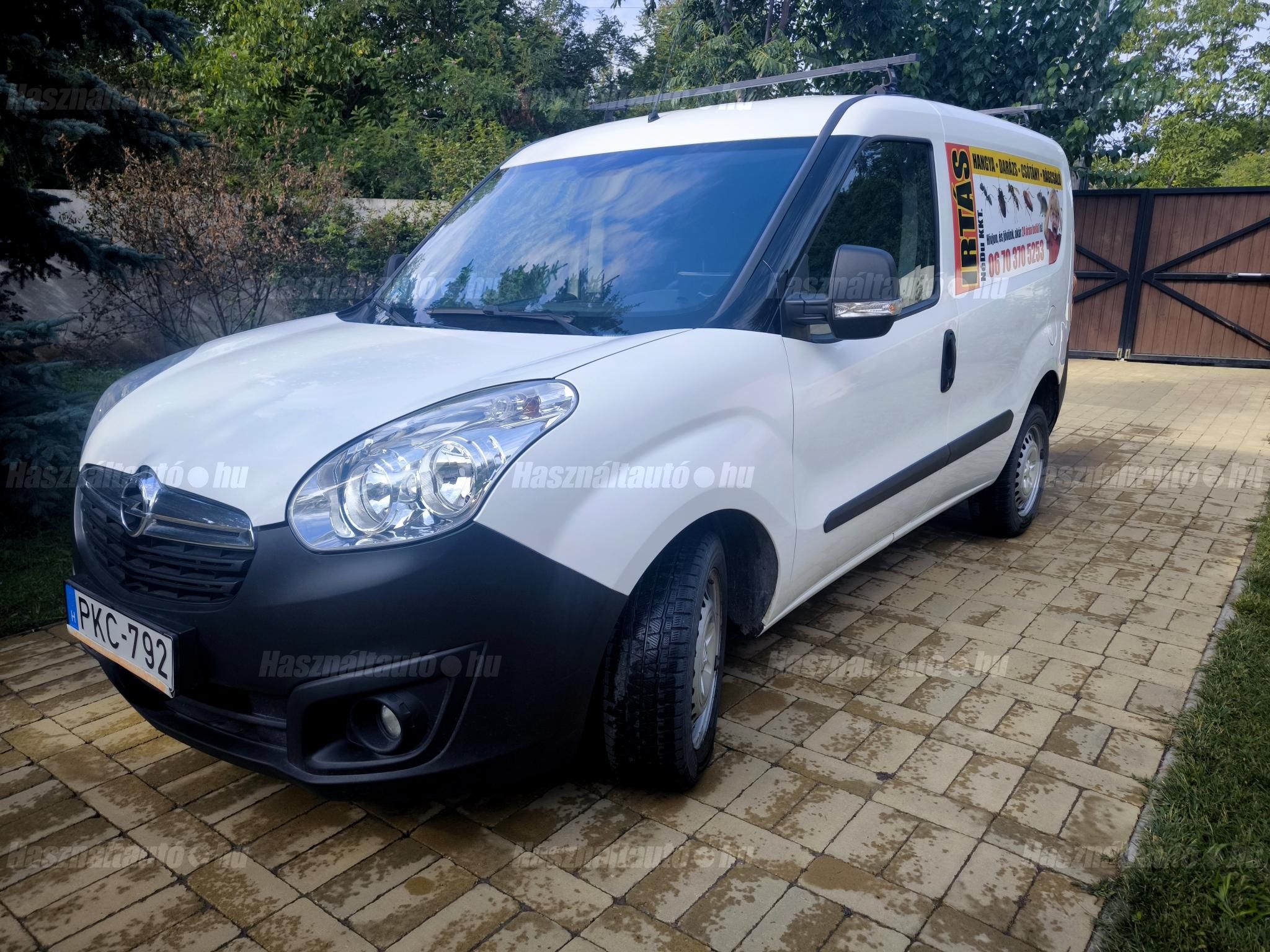 OPEL COMBO 2017/11 - 1