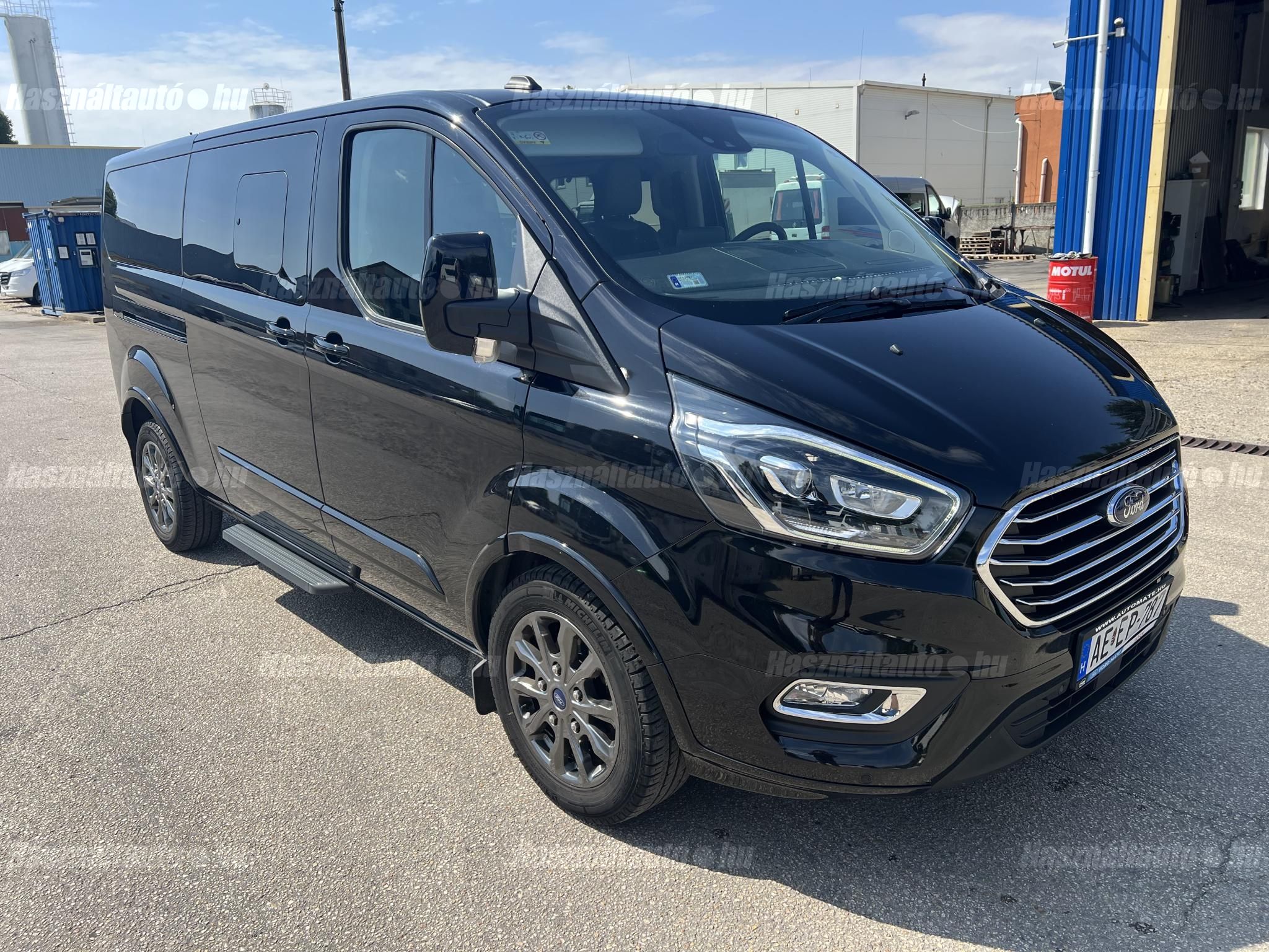 FORD TOURNEO 2023/8 - 1