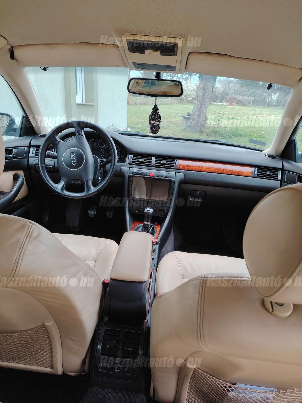 AUDI A6 2004/7 - 1
