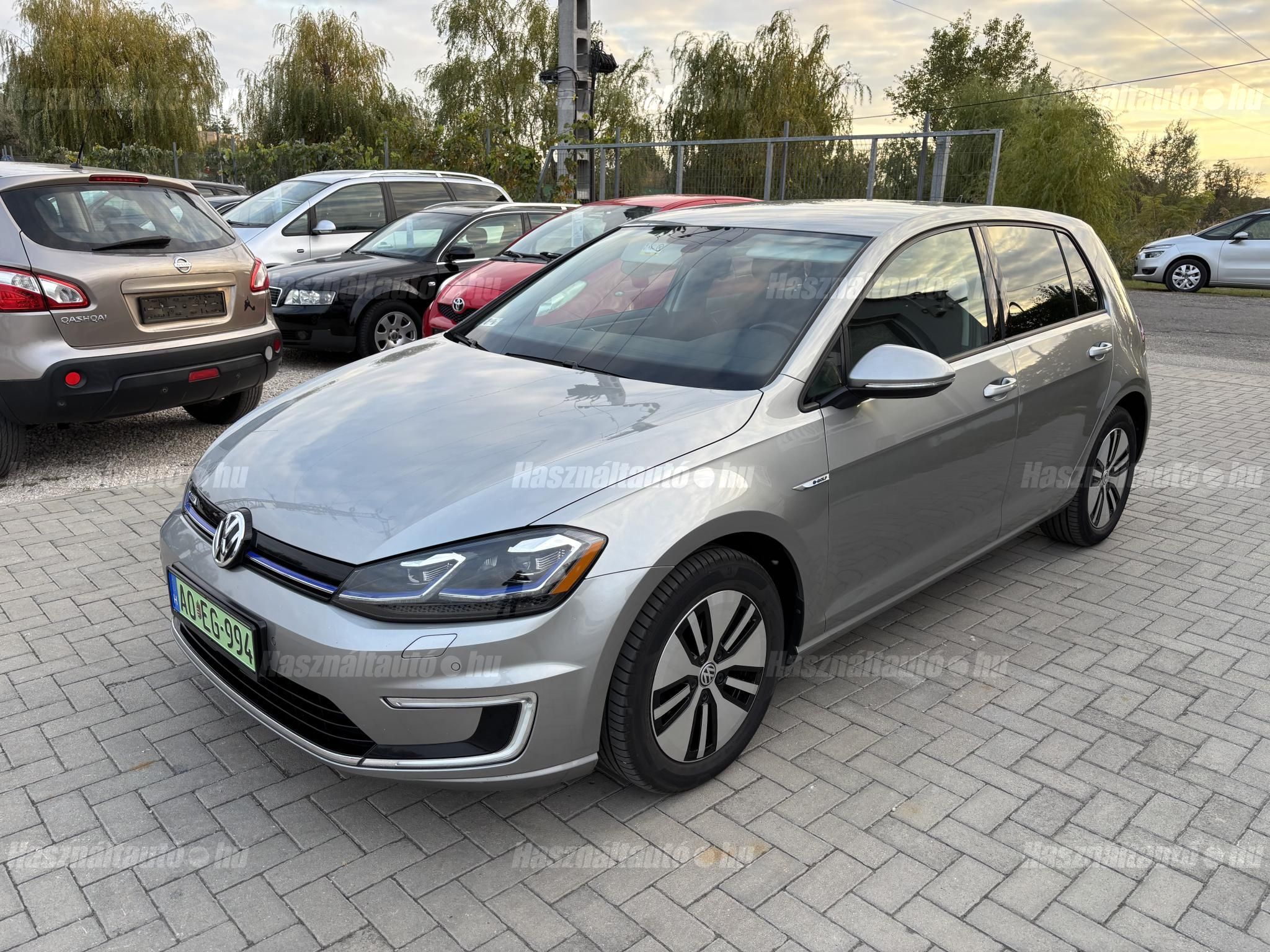 VOLKSWAGEN GOLF 2018/2 - 1