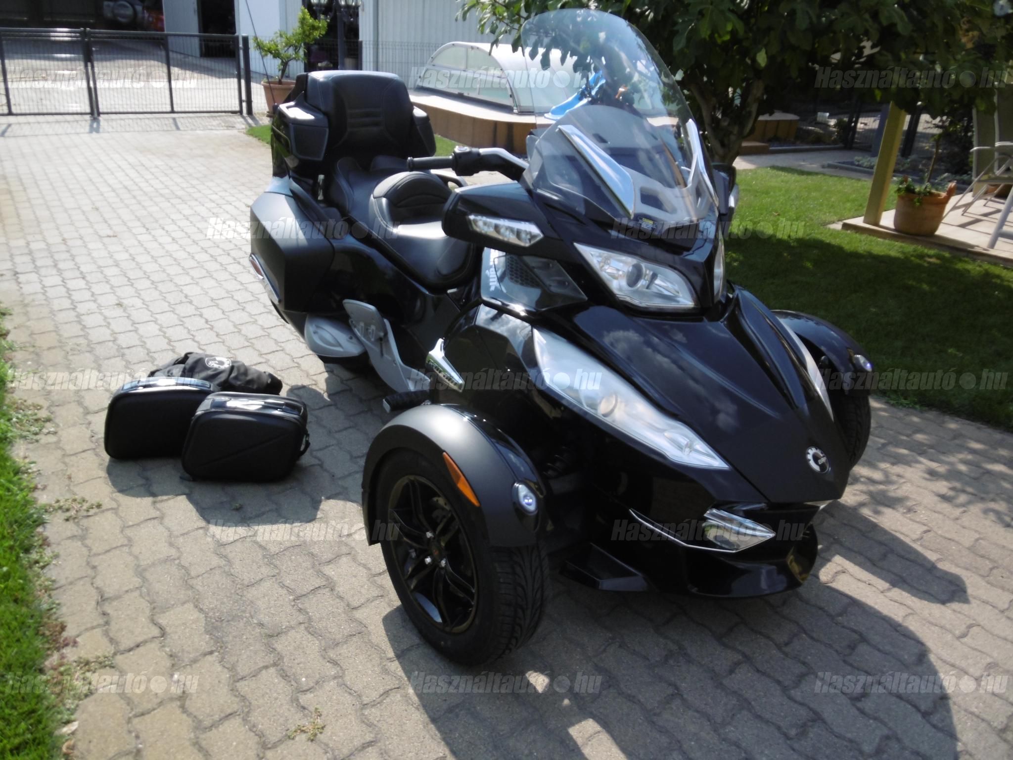 CAN-AM SPYDER 2010/12 - 1