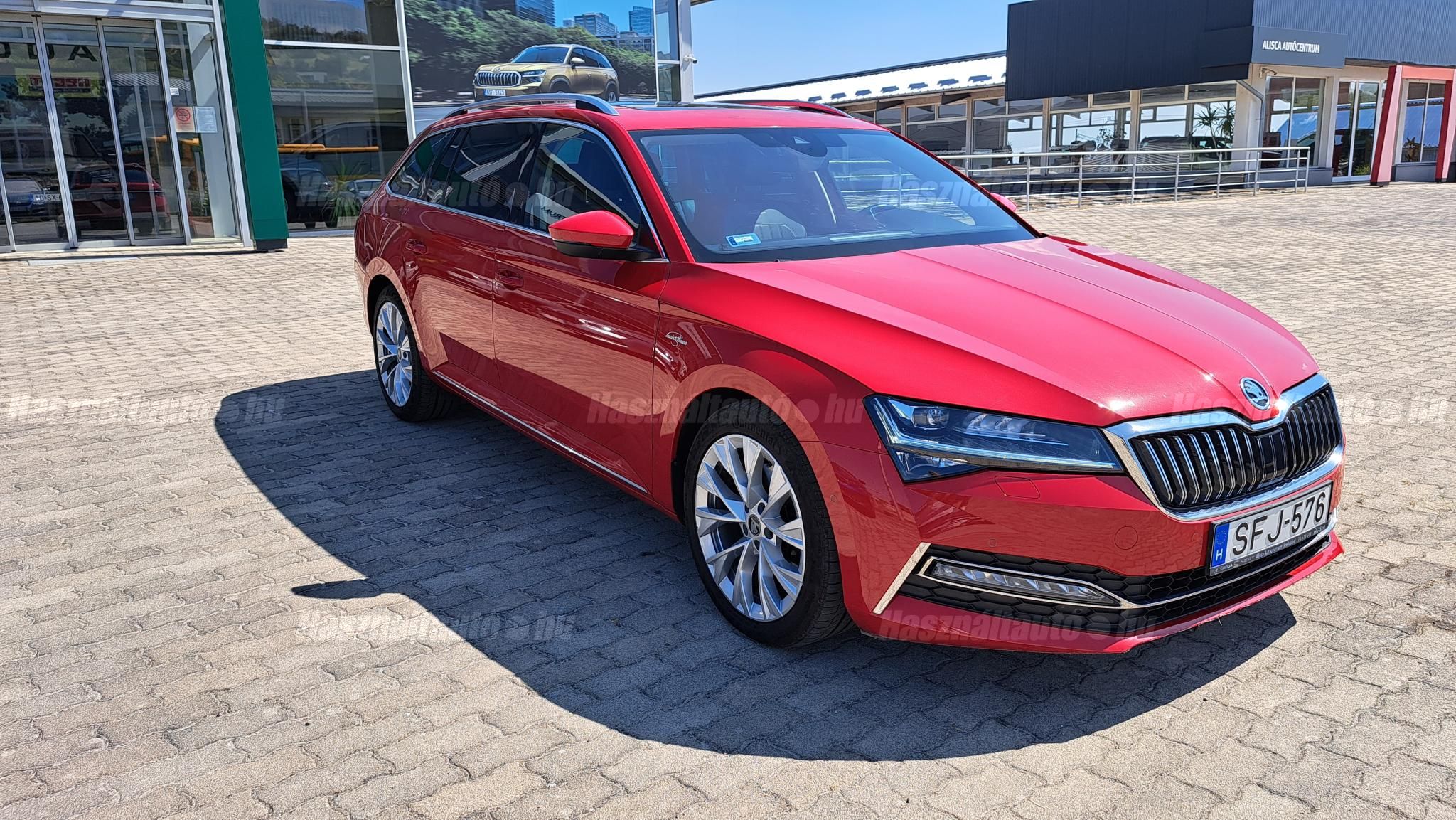 SKODA SUPERB 2020/8 - 1
