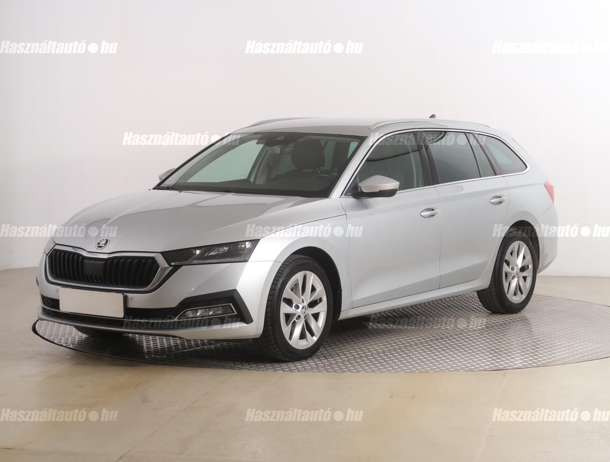 SKODA OCTAVIA 2021/6 - 1