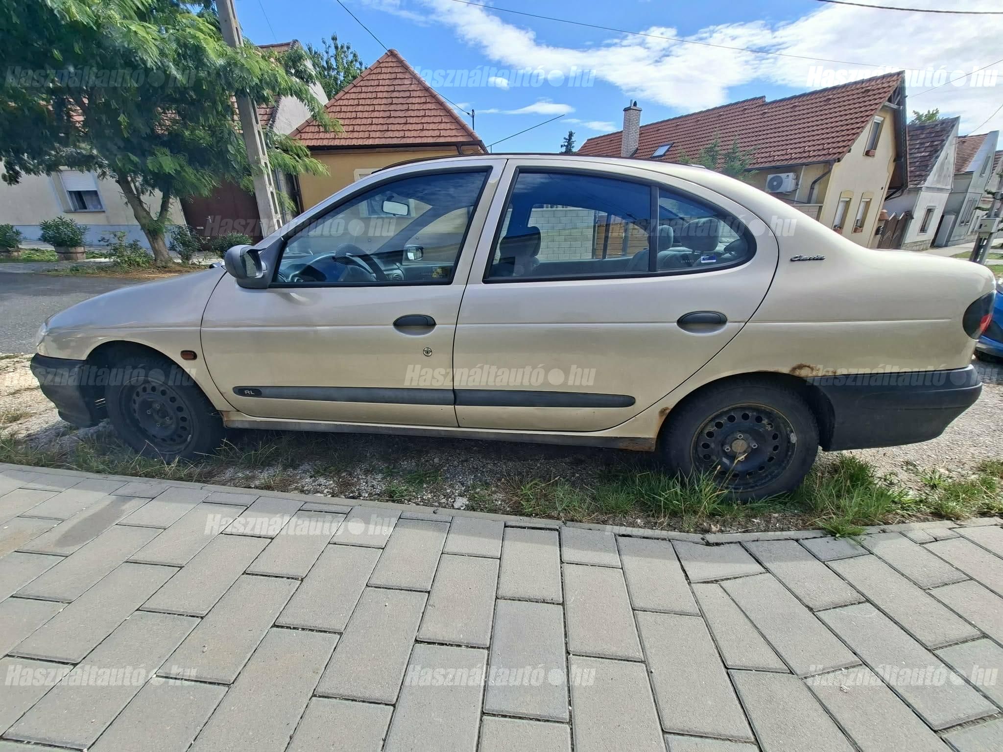 RENAULT MEGANE 1999/2 - 1