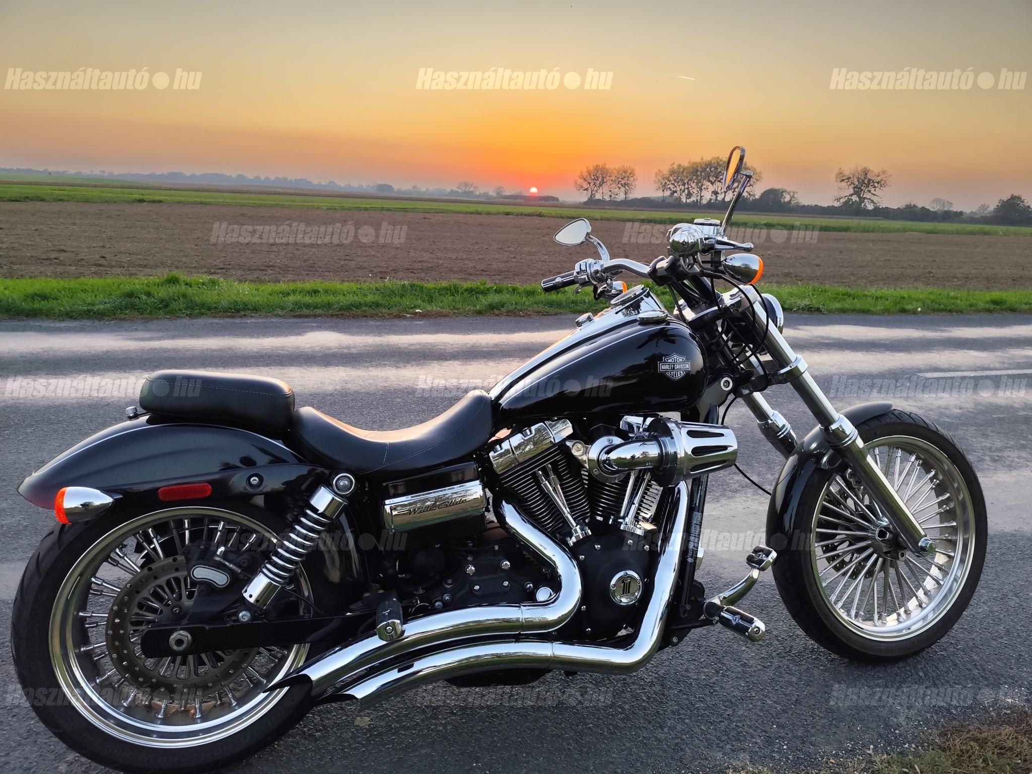 HARLEY-DAVIDSON DYNA WIDE GLIDE 2012/12 - 1