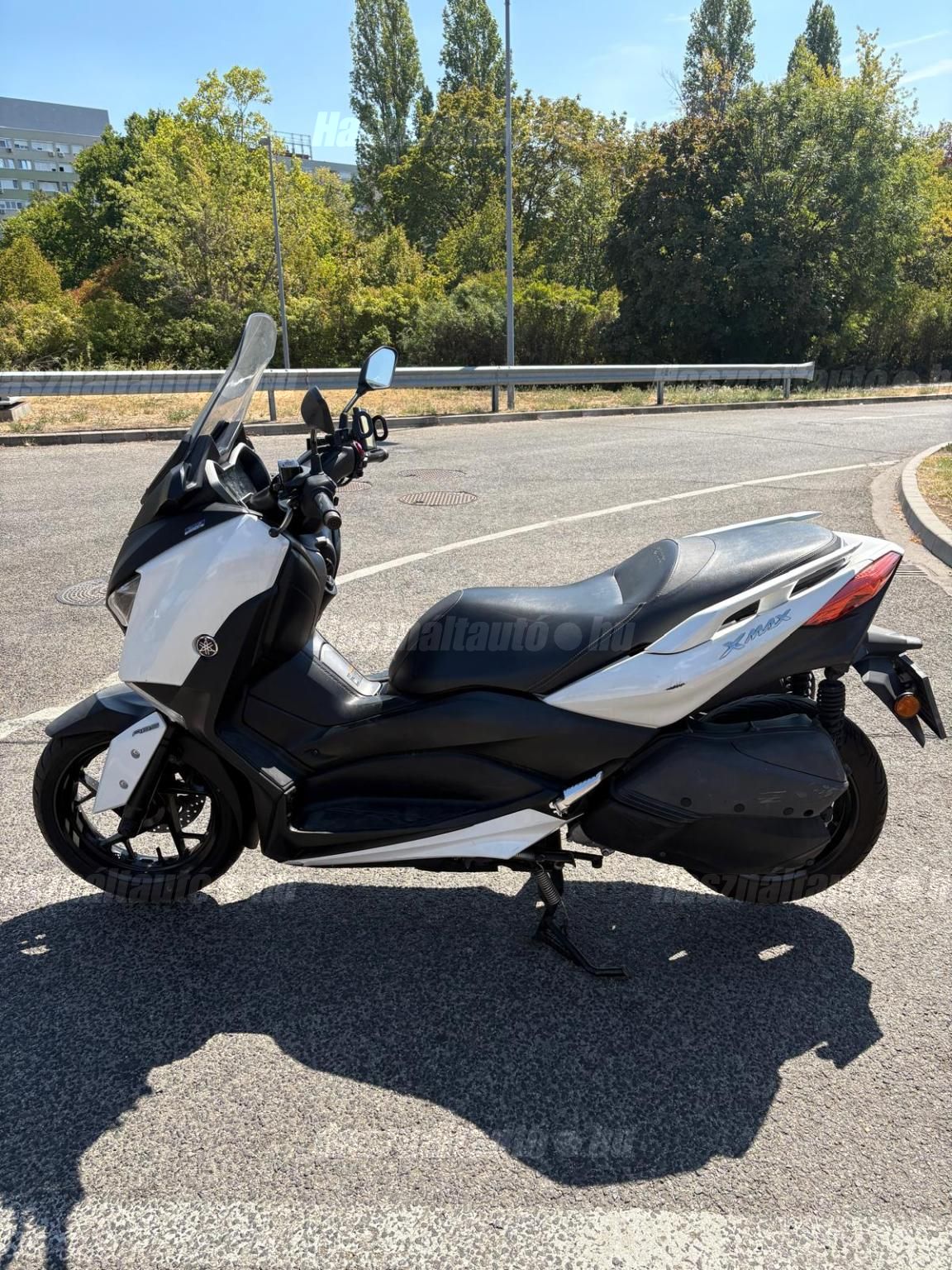 YAMAHA X-MAX 300 2017/6 - 1
