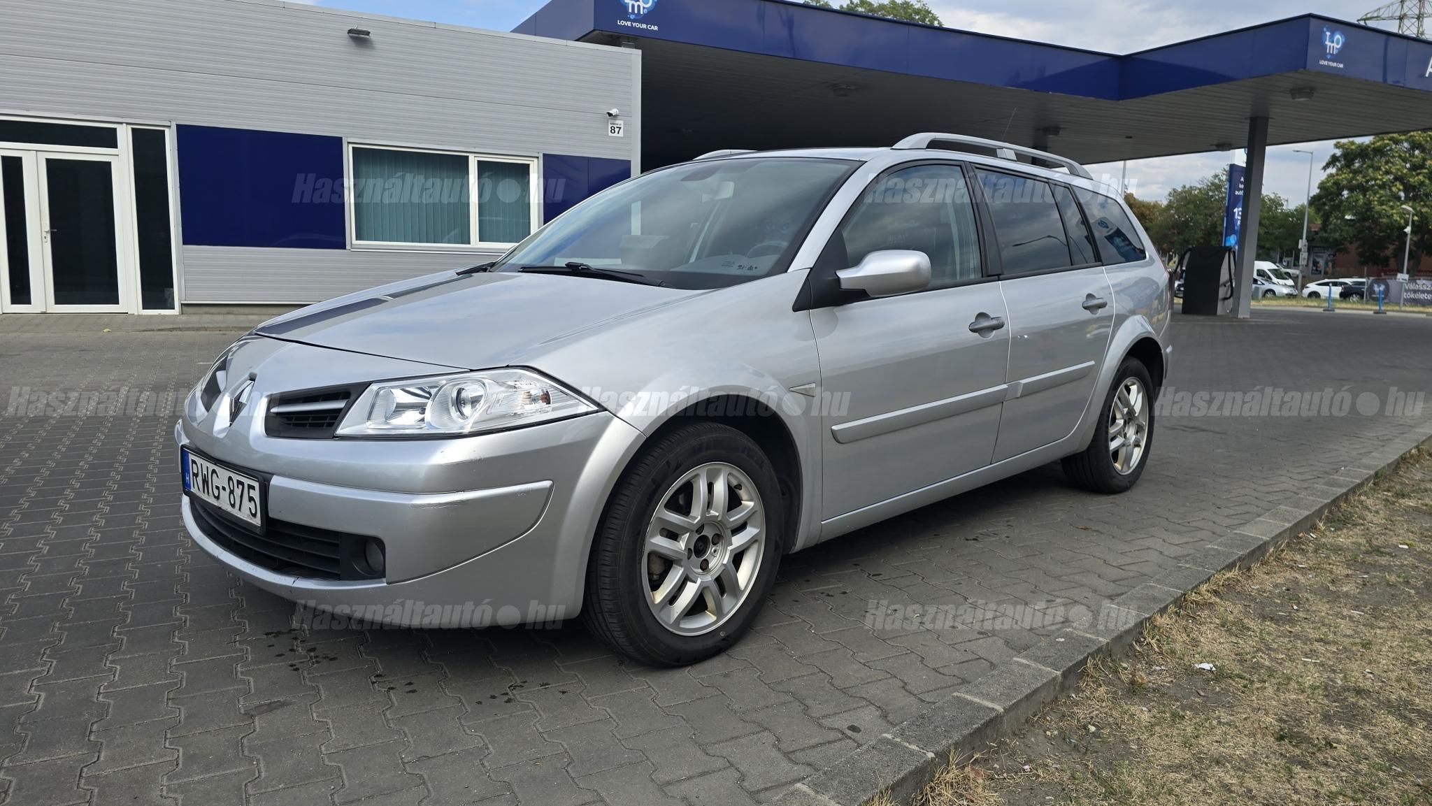 RENAULT MEGANE 2008/3 - 1
