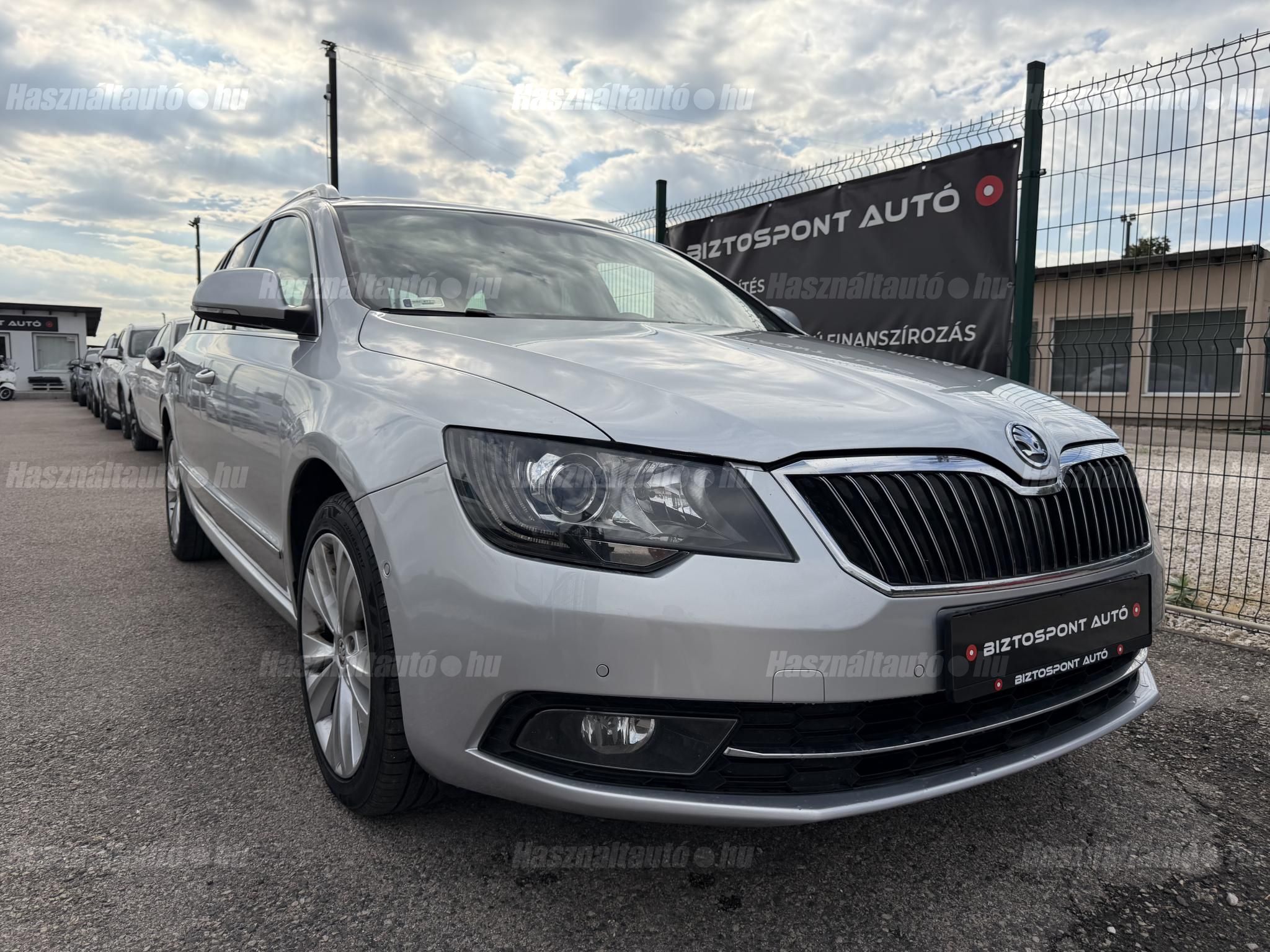 SKODA SUPERB 2014/12 - 1