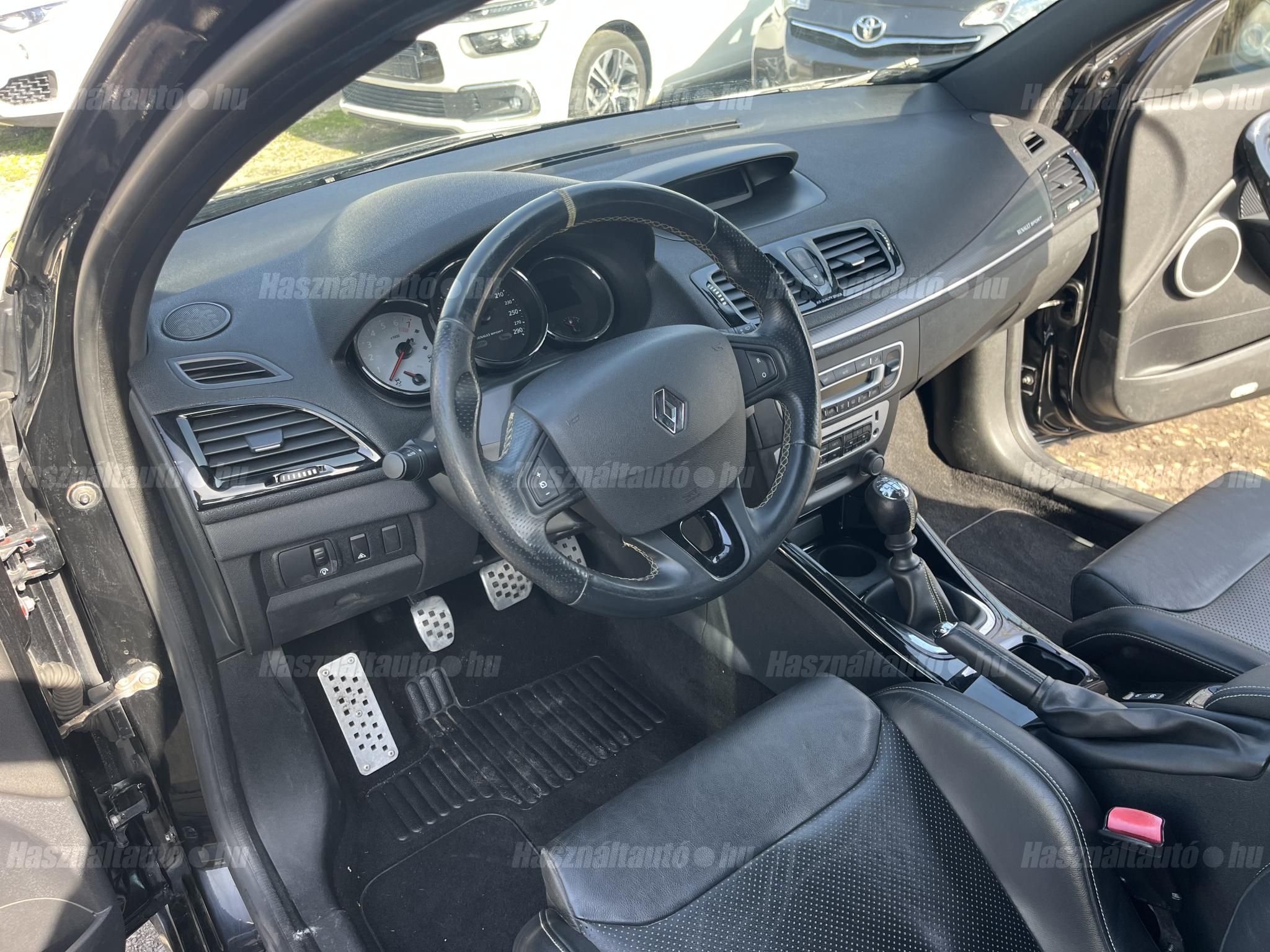 Renault Megane RS 2.0 T 16V 265ch - Recaro - Chassis CUP - Xénon - Keyless - Pneus été