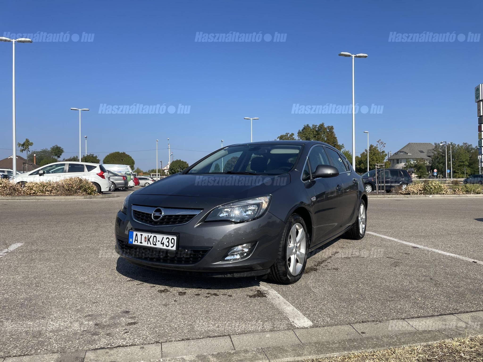 OPEL ASTRA J 2010/7 - 1
