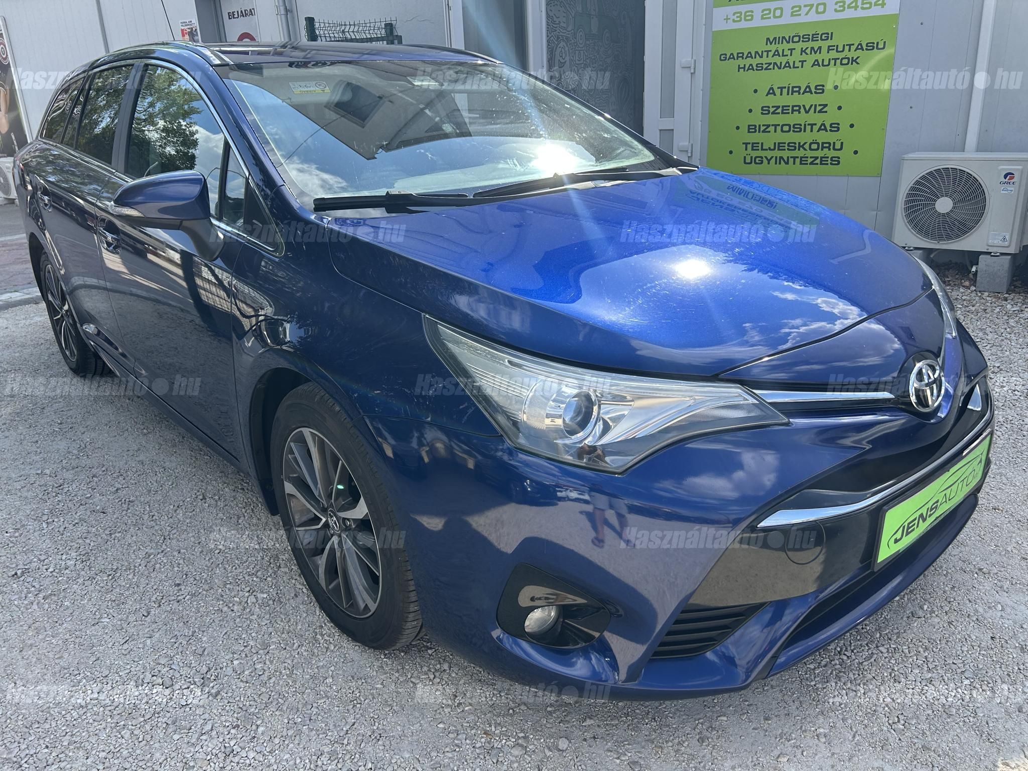 TOYOTA AVENSIS 2015/8 - 1