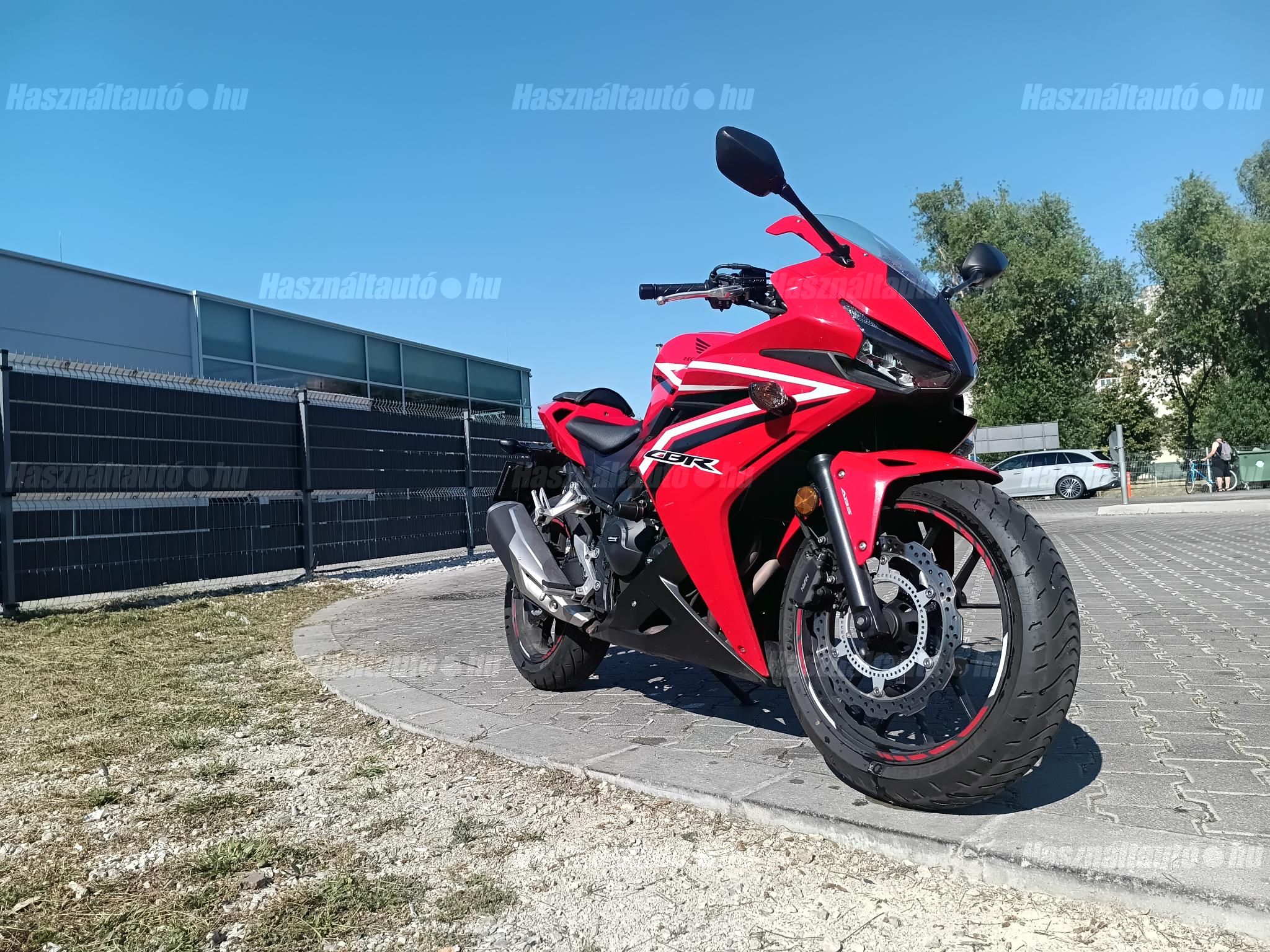 HONDA CBR 500 R 2017 - 1