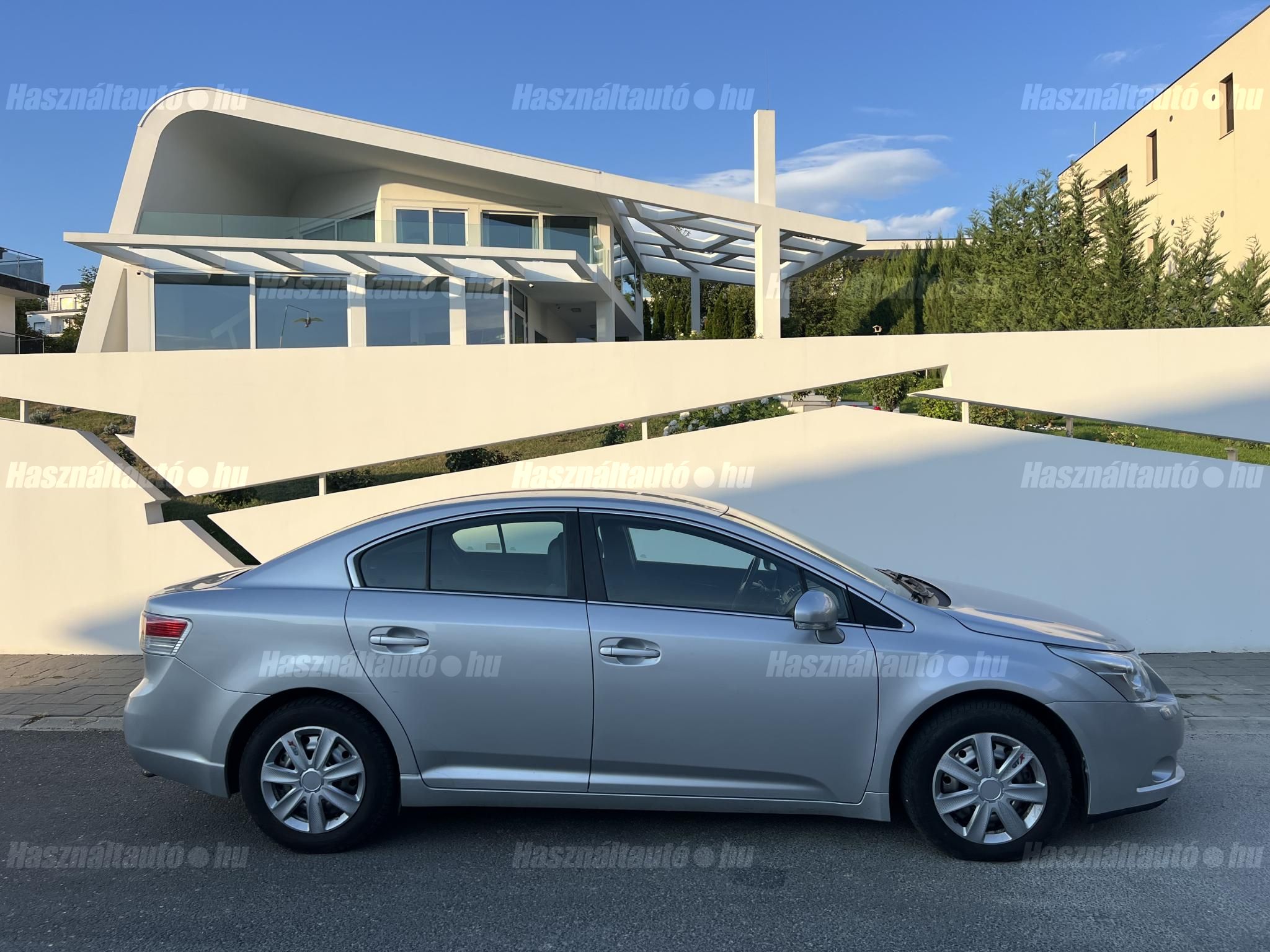 TOYOTA AVENSIS 2009/1 - 1