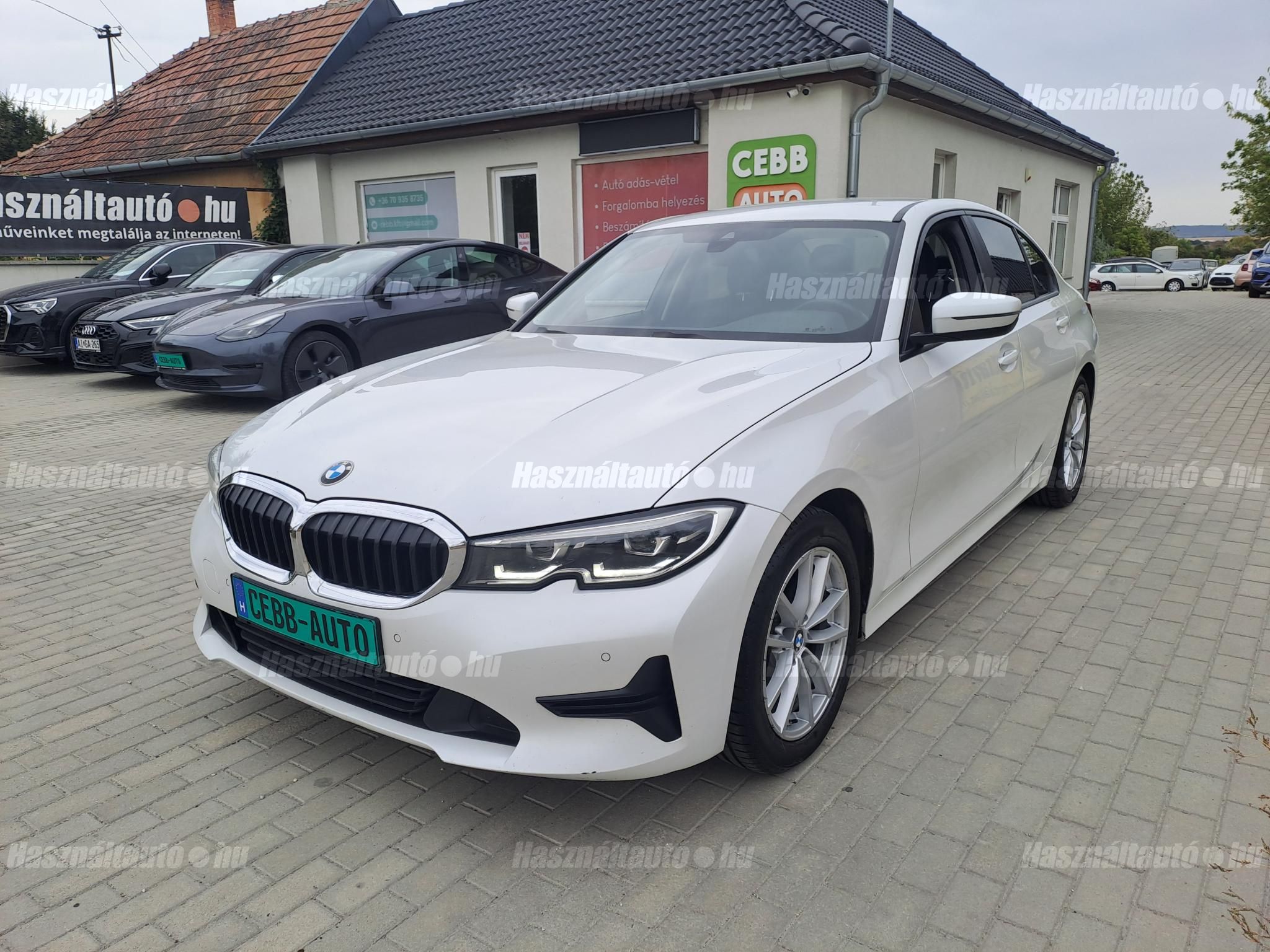 BMW 320 2021/8 - 1