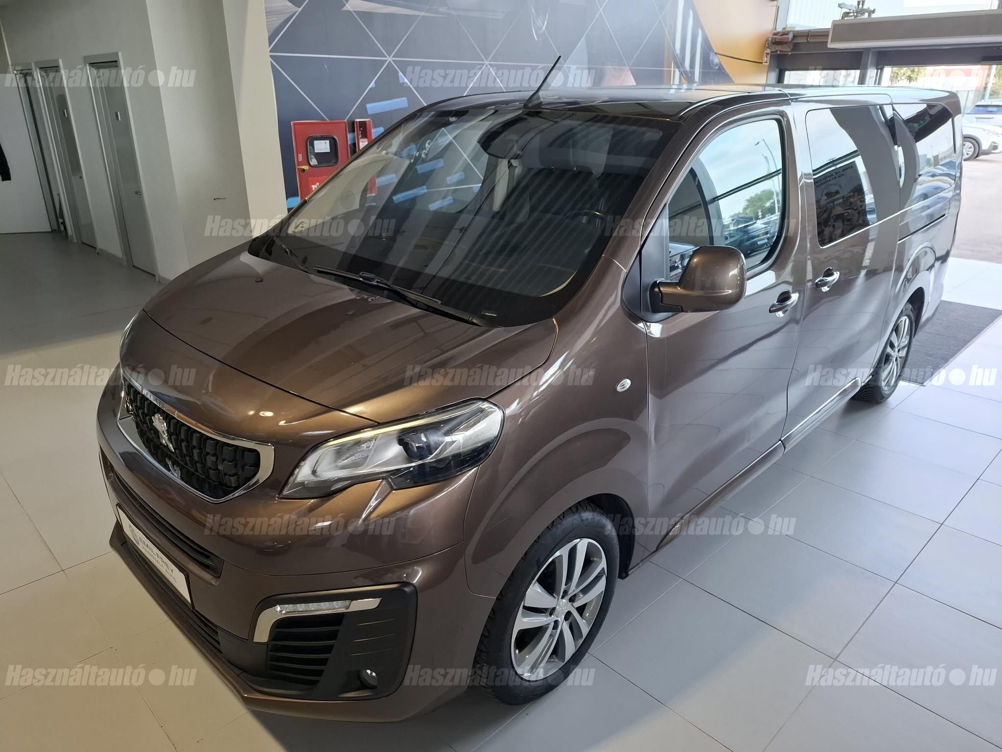 PEUGEOT TRAVELLER 2018/6 - 1