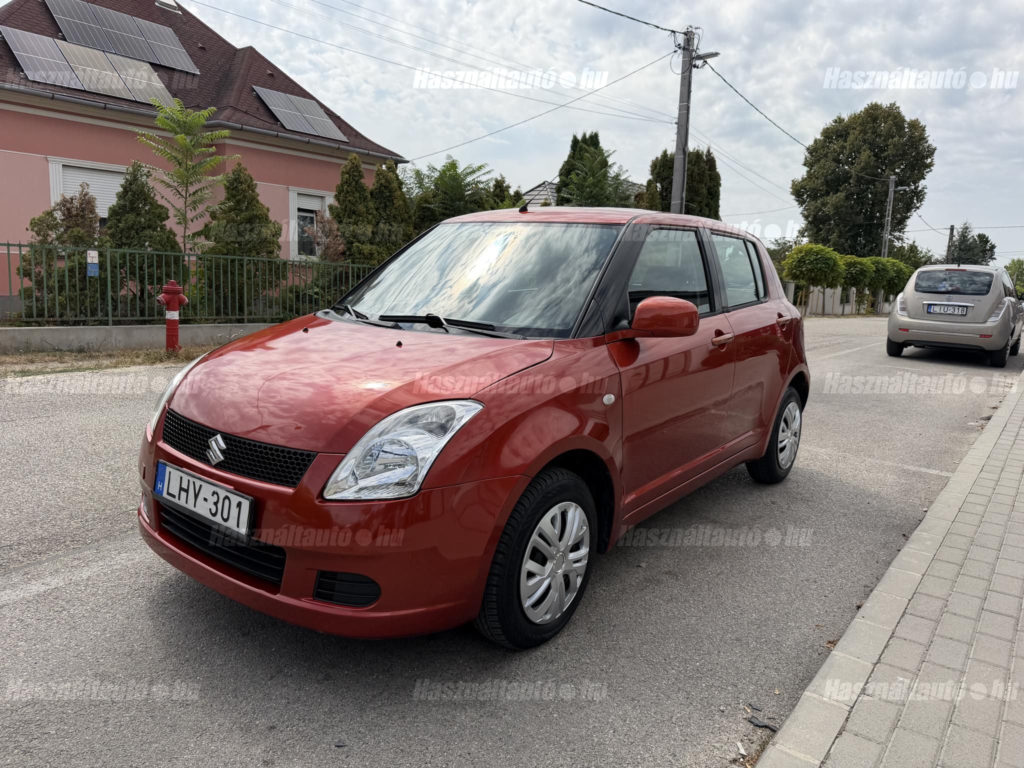 SUZUKI SWIFT 2008/9 - 1
