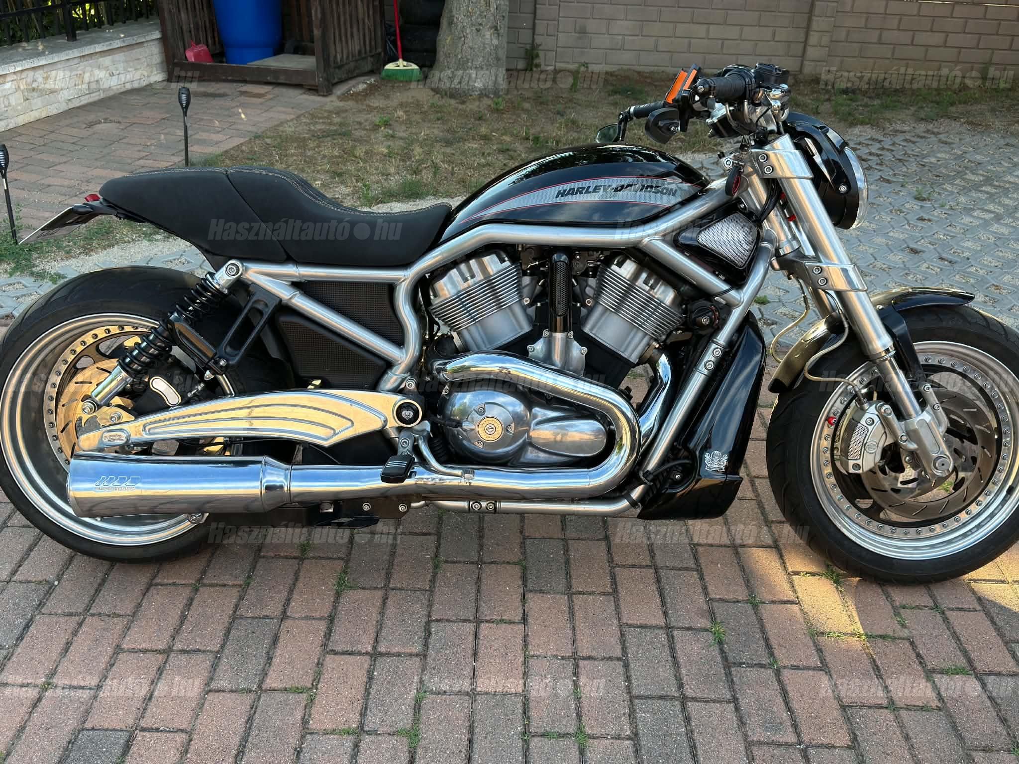 HARLEY-DAVIDSON V-ROD 2006/4 - 1