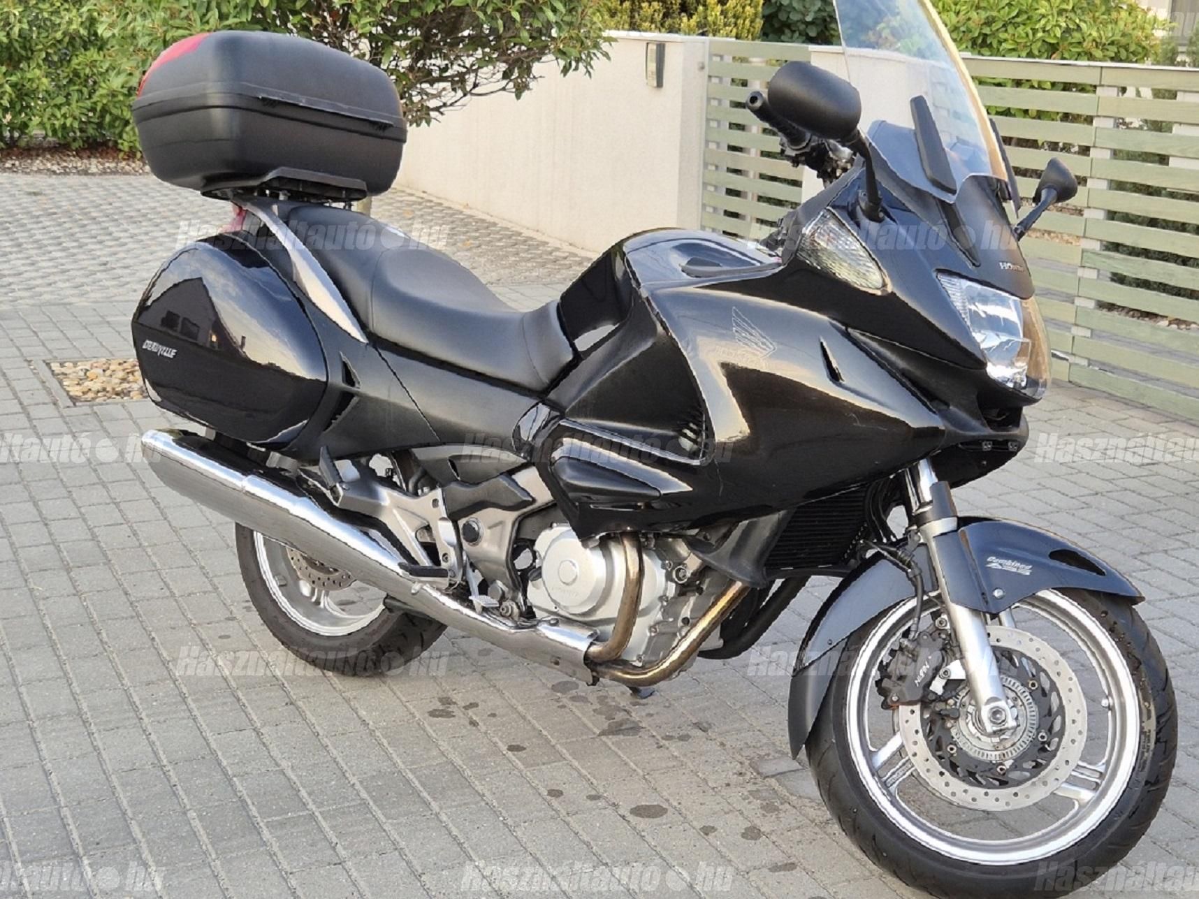 HONDA NT 700 V DEAUVILLE 2010/5 - 1