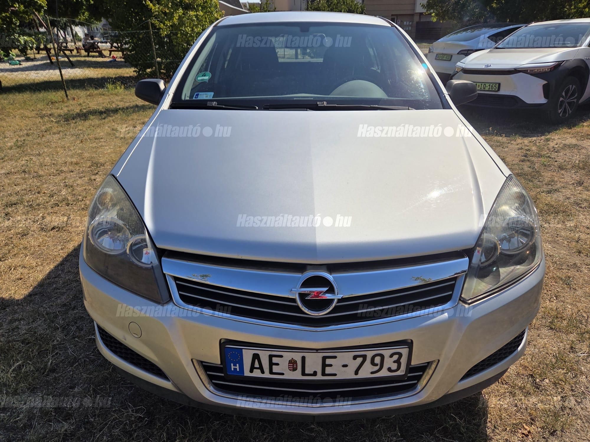 OPEL ASTRA H 2009/6 - 1