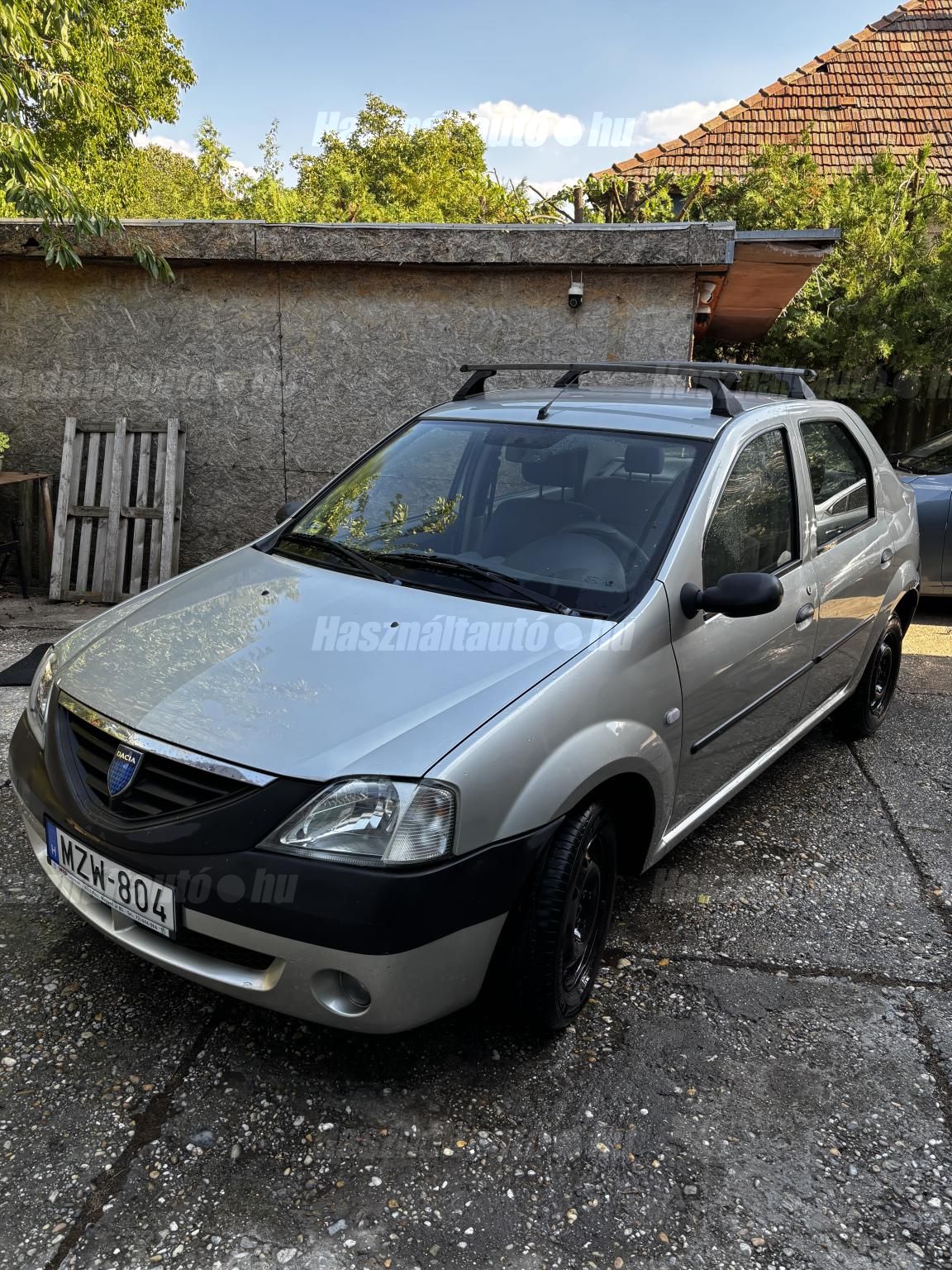 DACIA LOGAN 2004 - 1