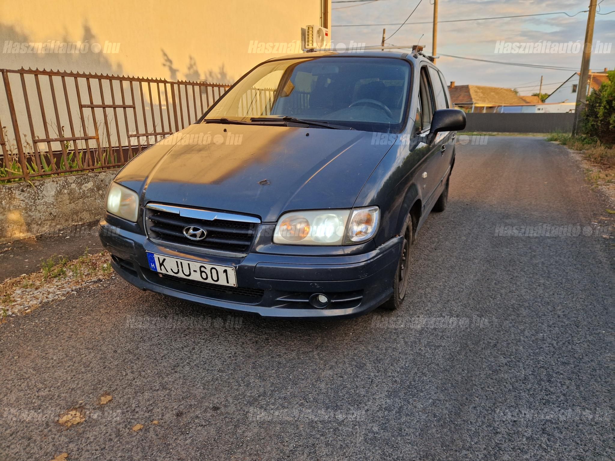 HYUNDAI TRAJET 2004/11 - 1