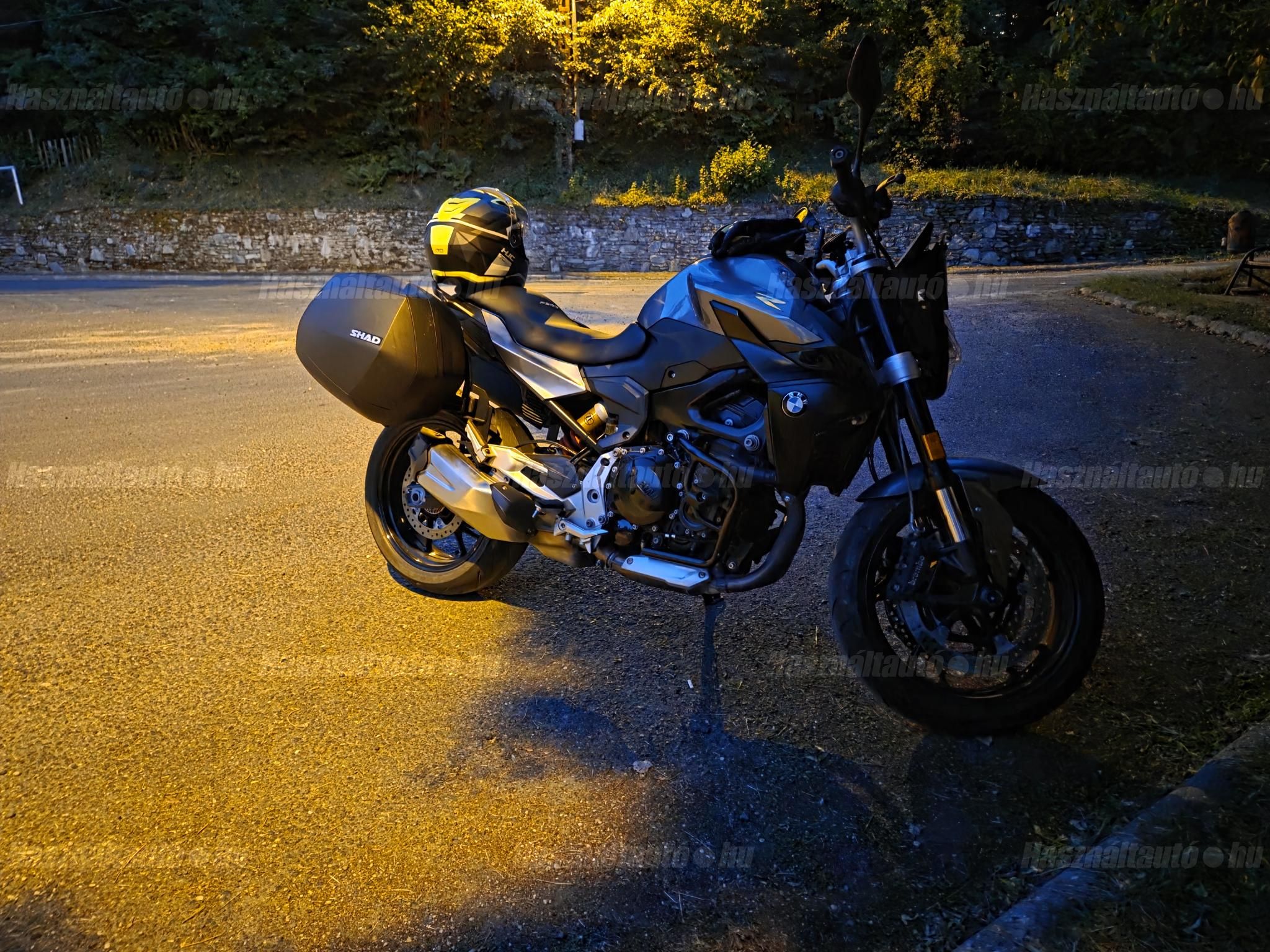BMW F 900 R 2023/9 - 1