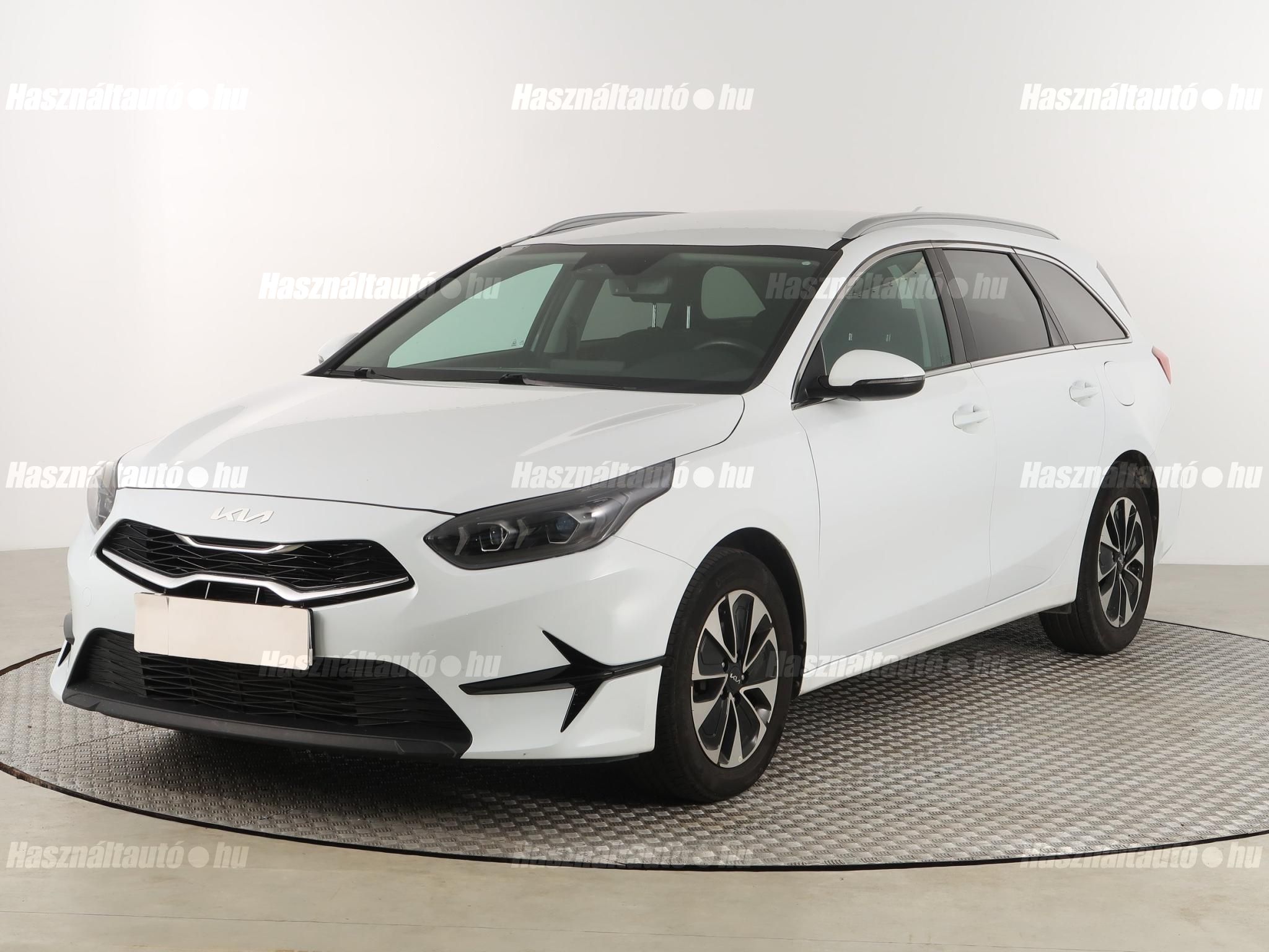KIA CEE'D 2024/6 - 1