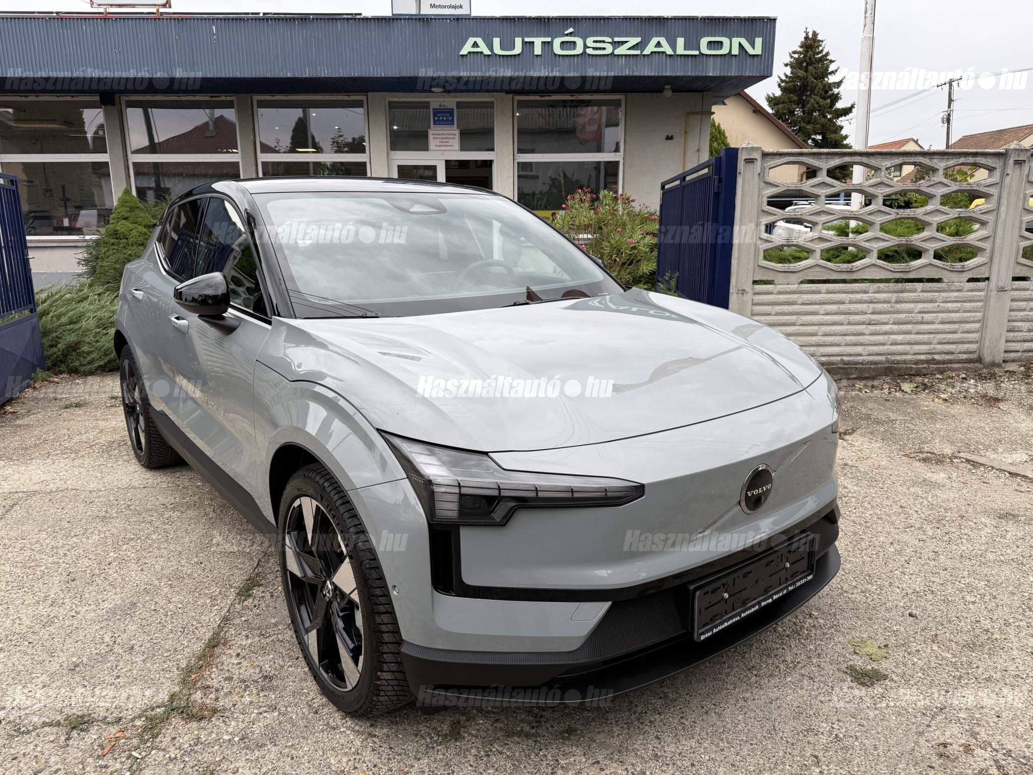 VOLVO EX30 2024/6 - 1