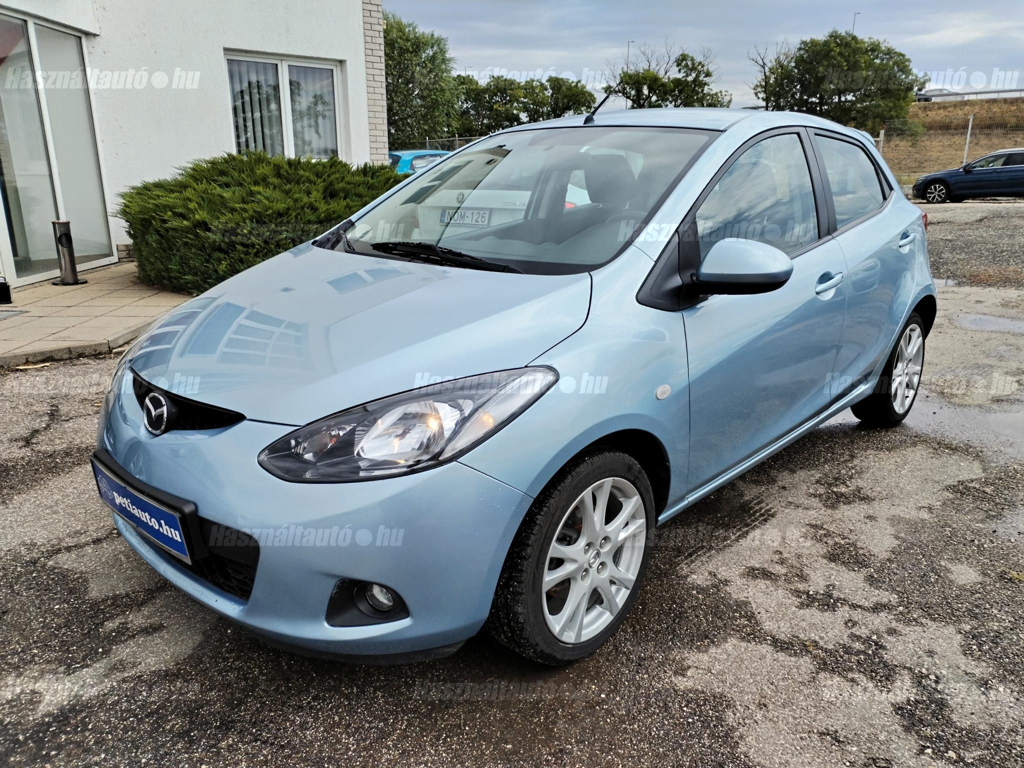 MAZDA 2 2010/10 - 1