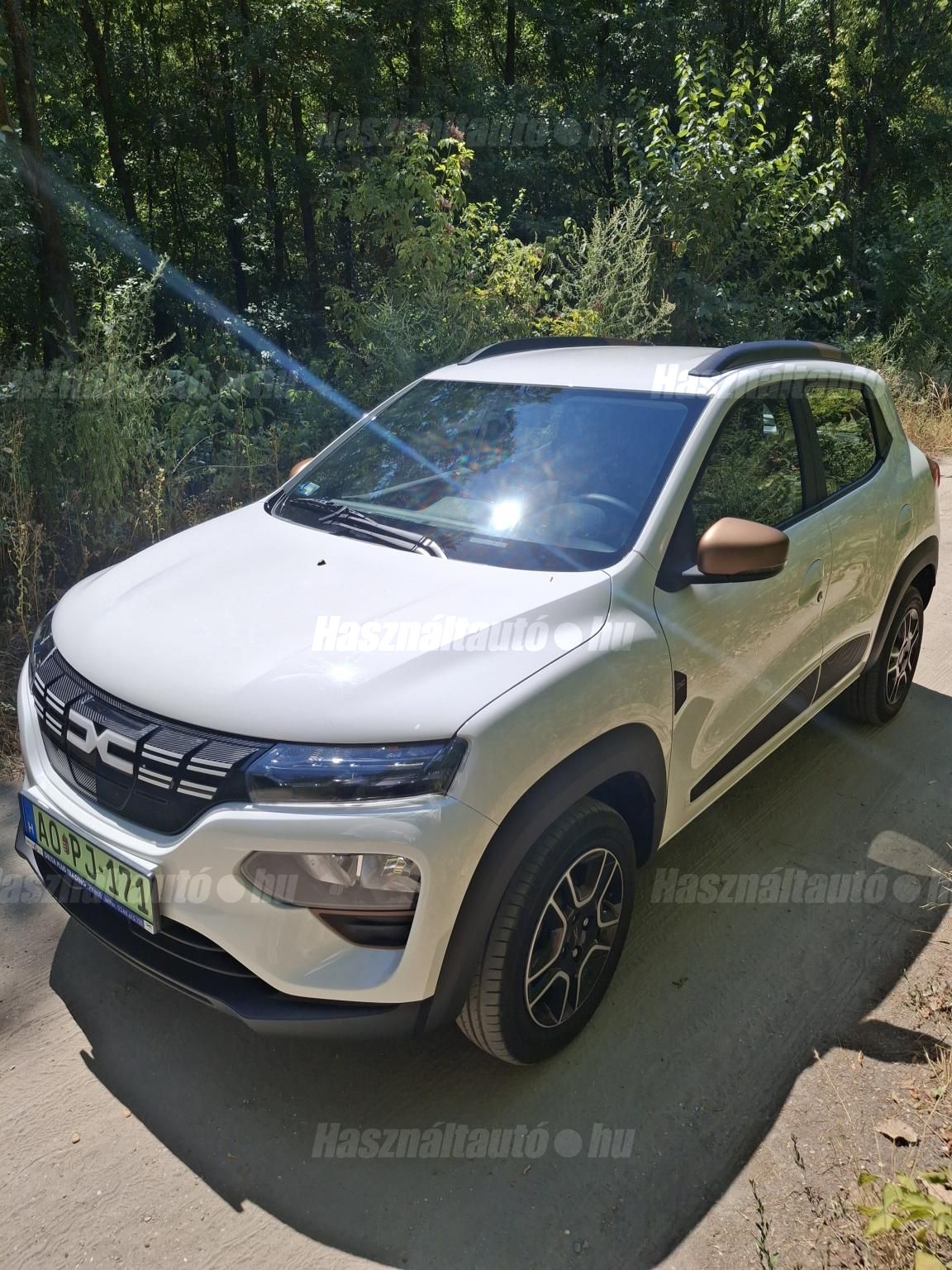 DACIA SPRING 2023/10 - 1
