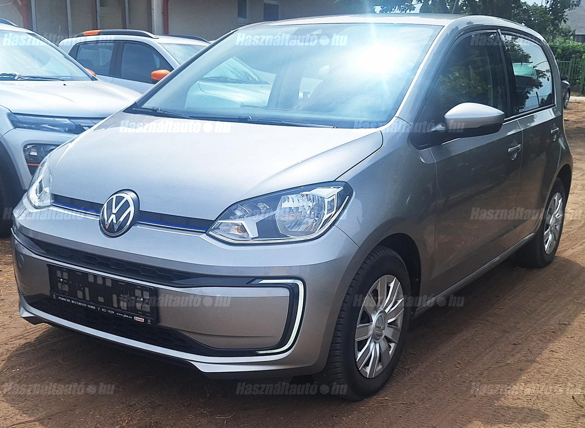 VOLKSWAGEN UP 2023/7 - 1
