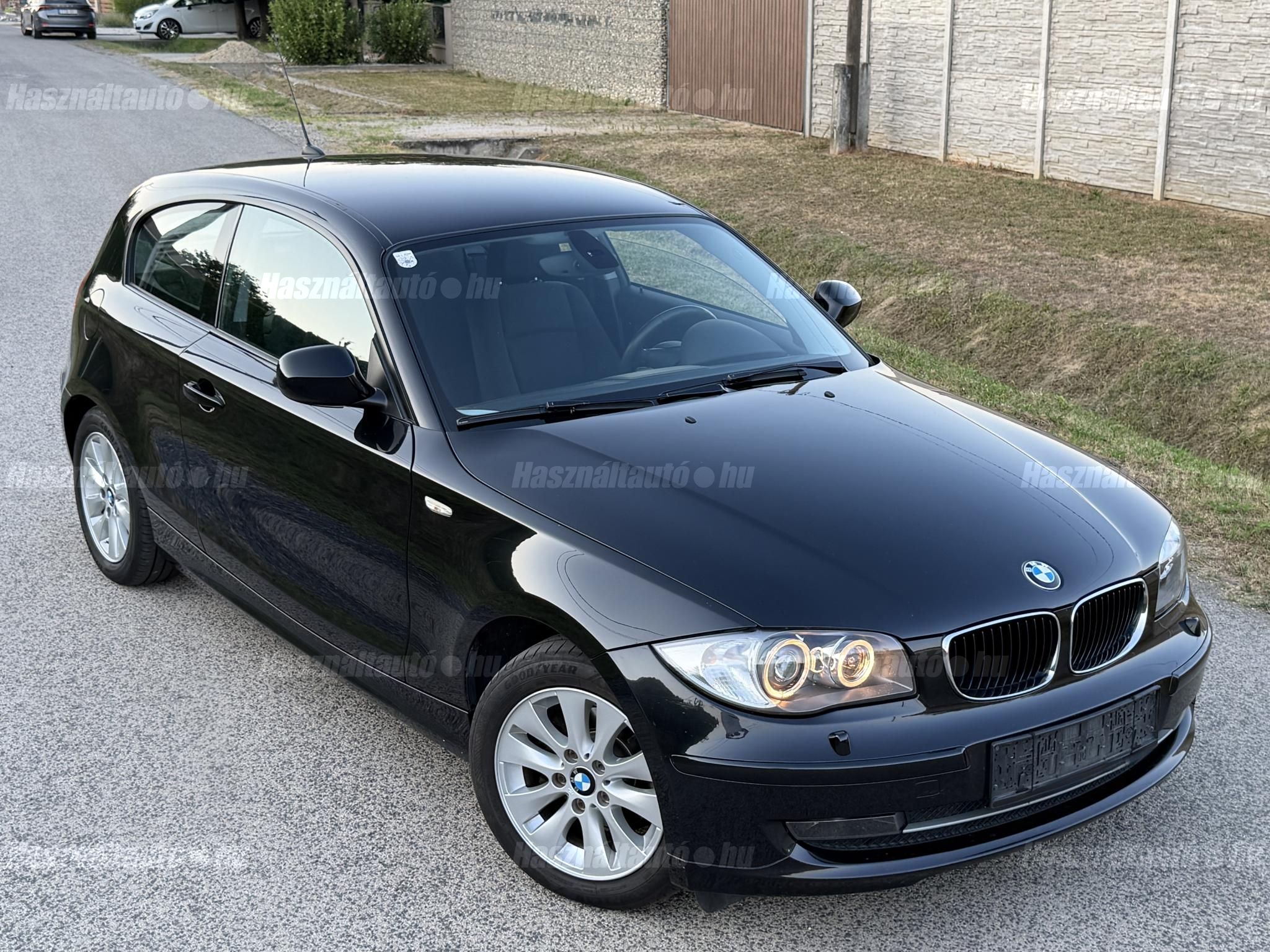 BMW 116 2010/10 - 1