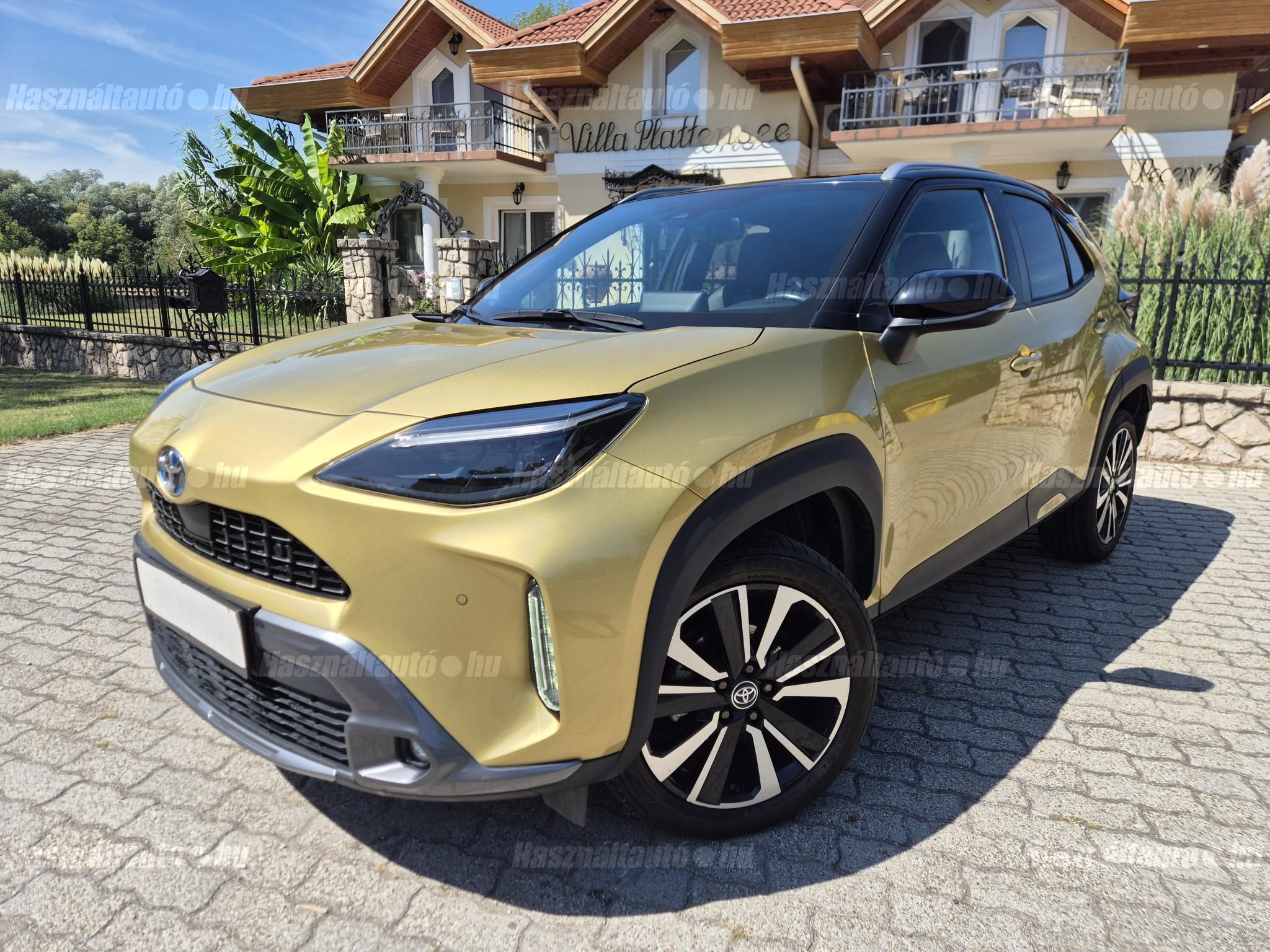 TOYOTA YARIS CROSS 2022/6 - 1