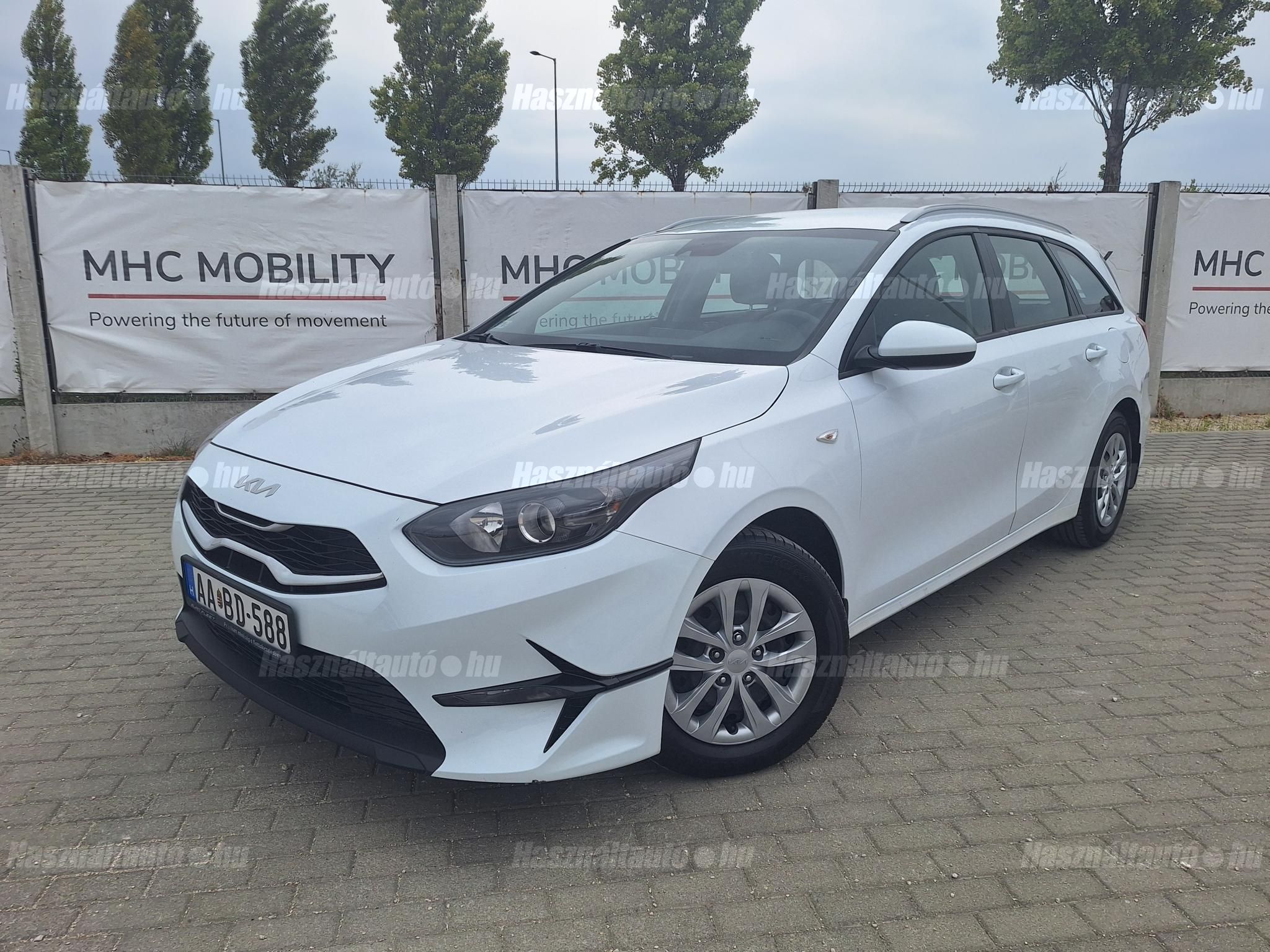 KIA CEE'D 2022/8 - 1