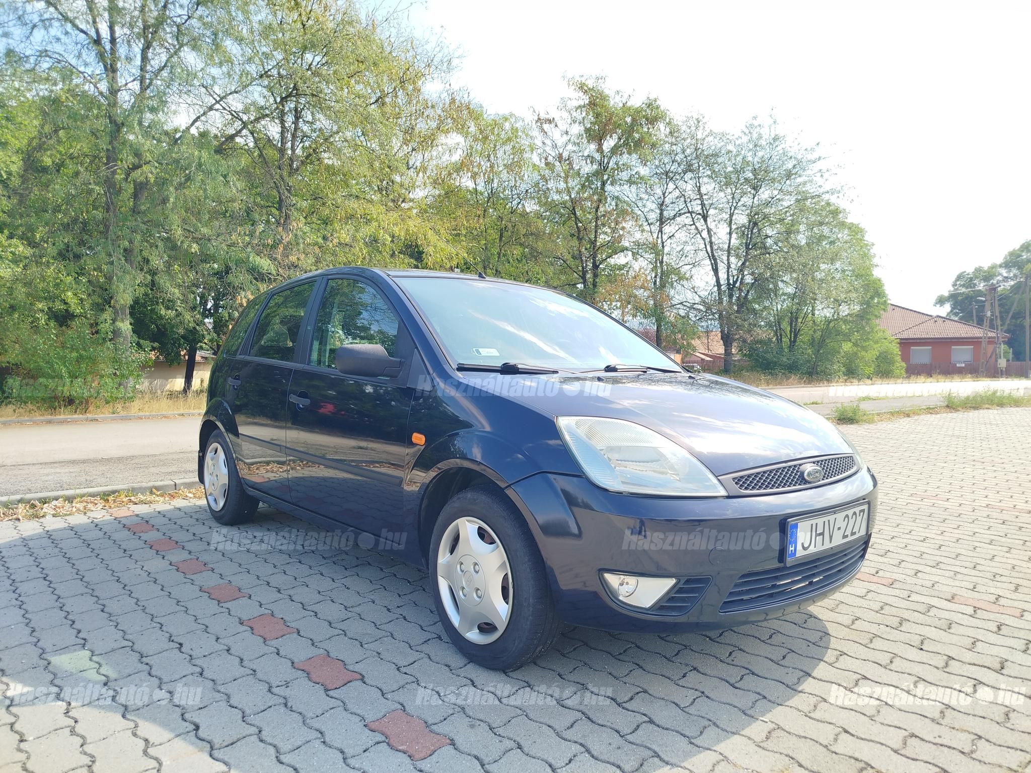 FORD FIESTA 2004 - 1