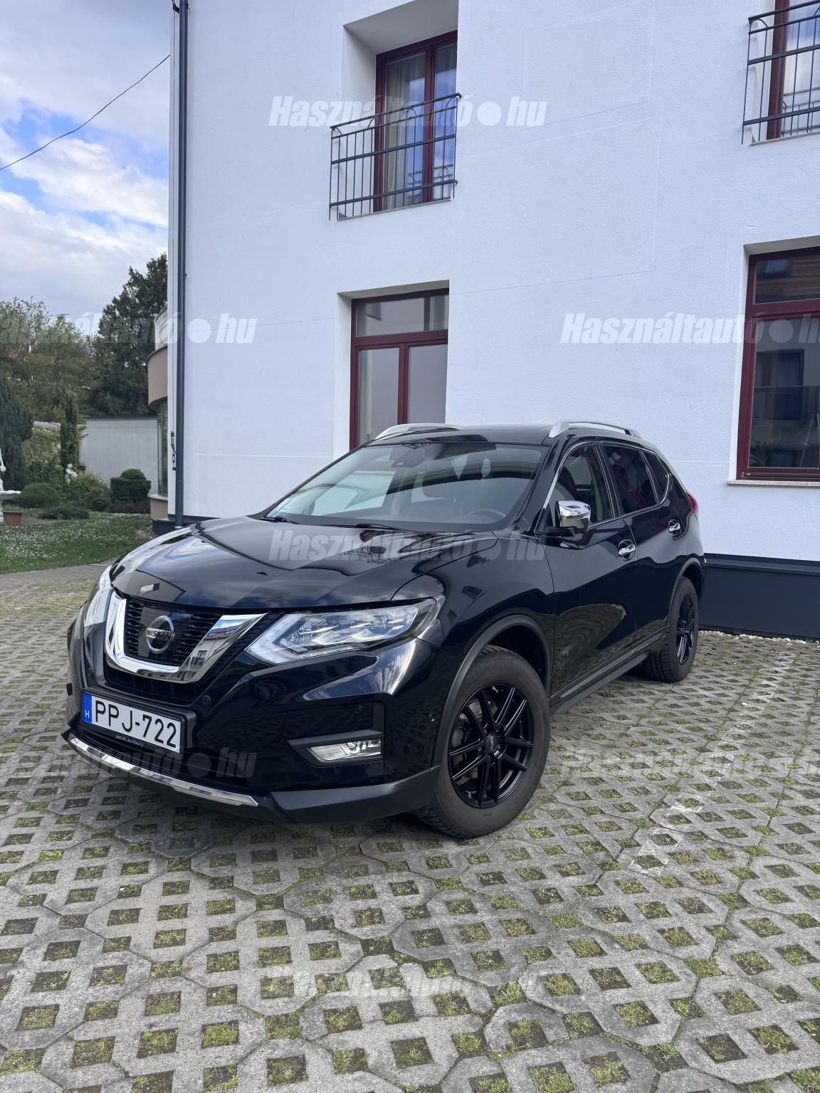 NISSAN X-TRAIL 2017 - 1