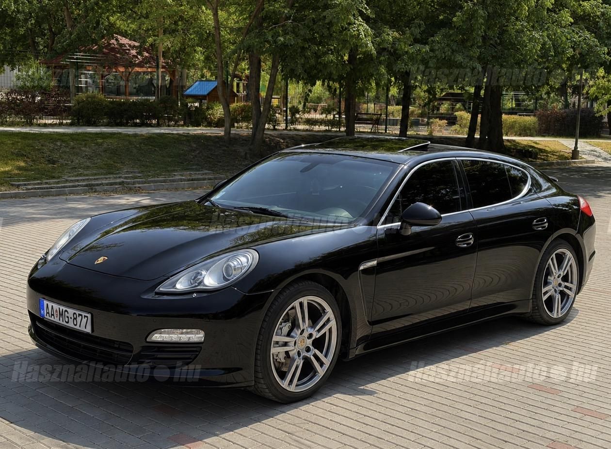 PORSCHE PANAMERA 2010/7 - 1