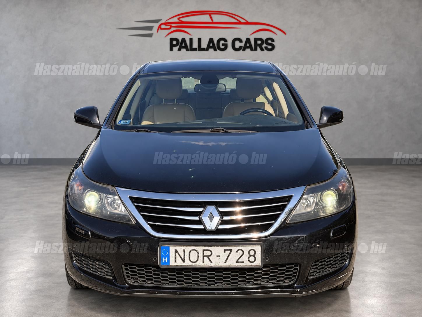 RENAULT LATITUDE 2011/5 - 1