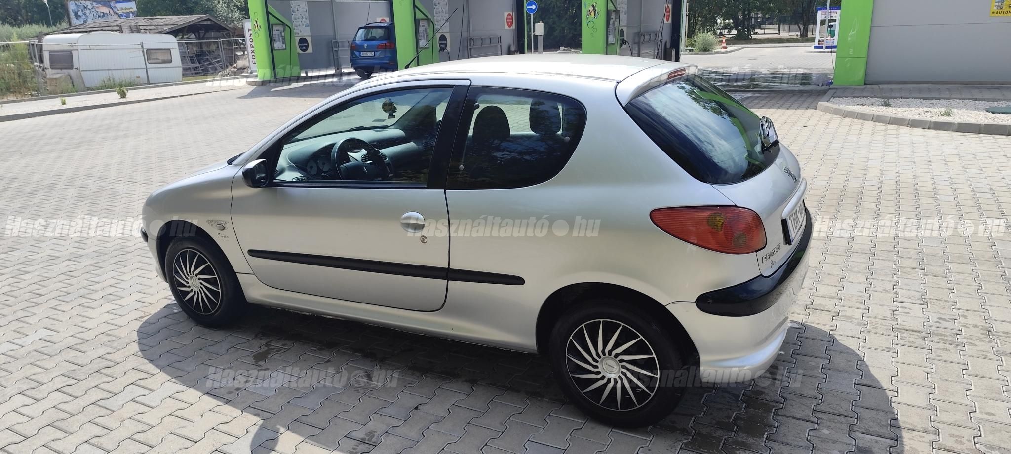 PEUGEOT 206 2003/5 - 1