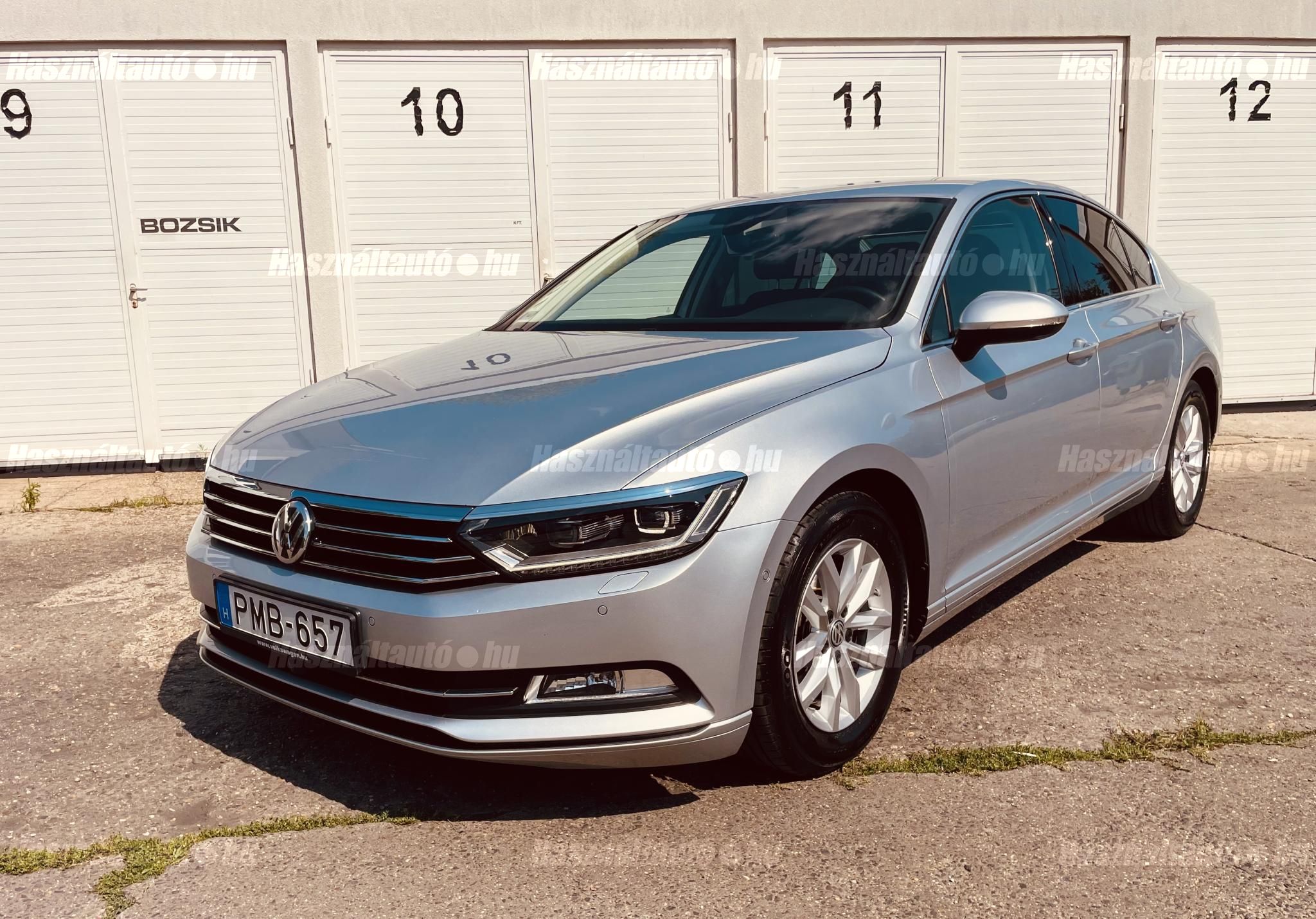 VOLKSWAGEN PASSAT 2018/1 - 1