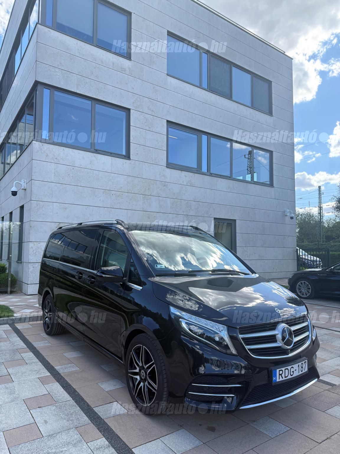 MERCEDES-BENZ V-OSZTÁLY 2018/8 - 1