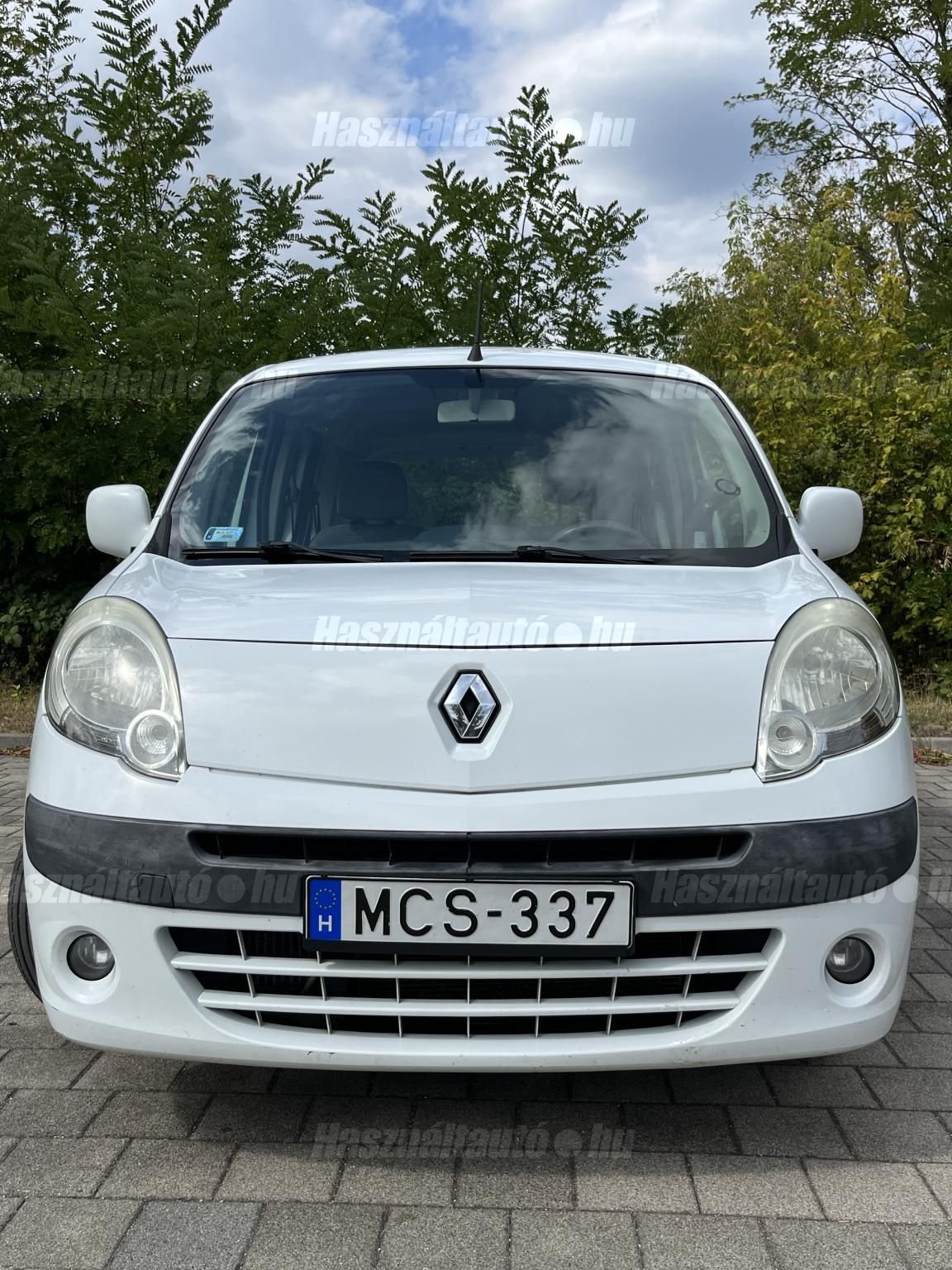 RENAULT KANGOO 2009/8 - 1