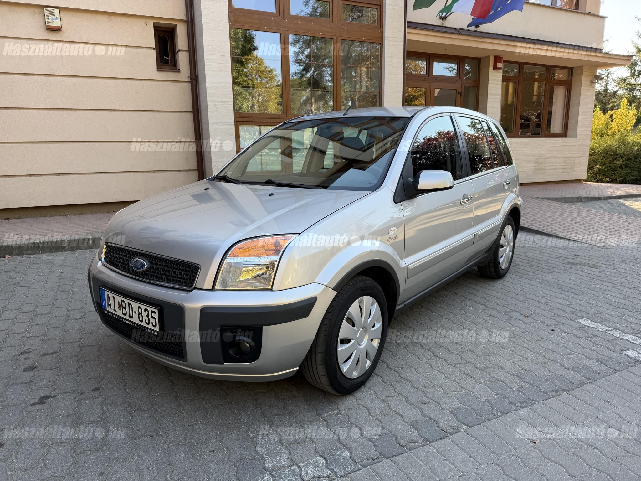 FORD FUSION 2009/10 - 1