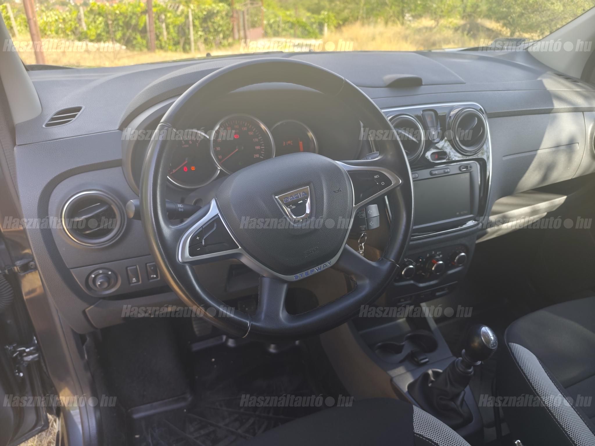 DACIA LODGY 2021/8 - 1