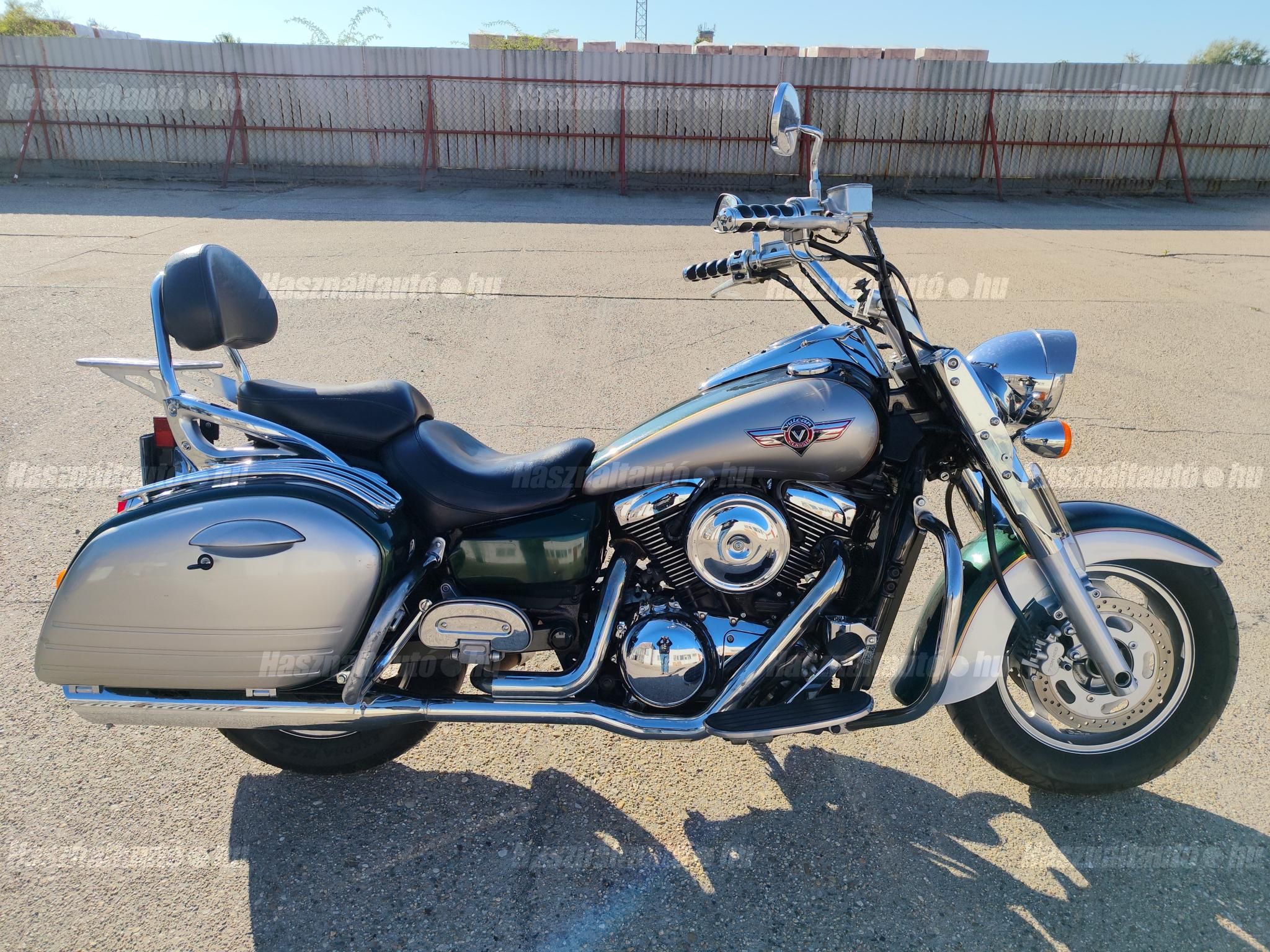 KAWASAKI VN 1600 CLASSIC TOURER 2006/8 - 1