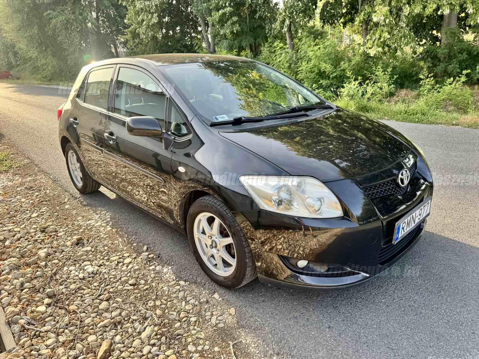 TOYOTA AURIS 2007/7 - 1