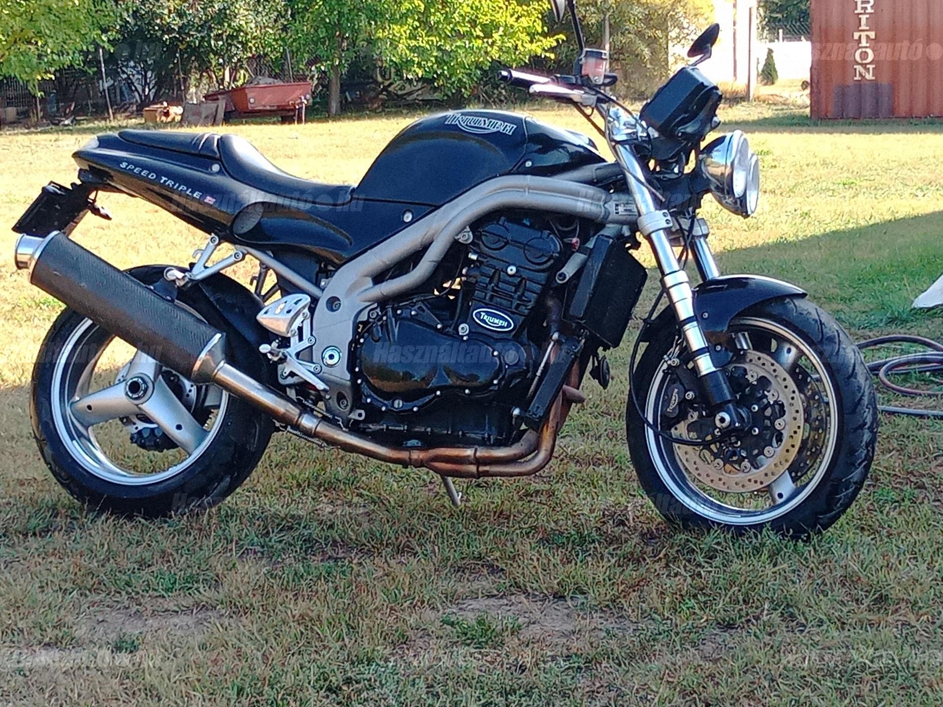 TRIUMPH SPEED TRIPLE 2001 - 1