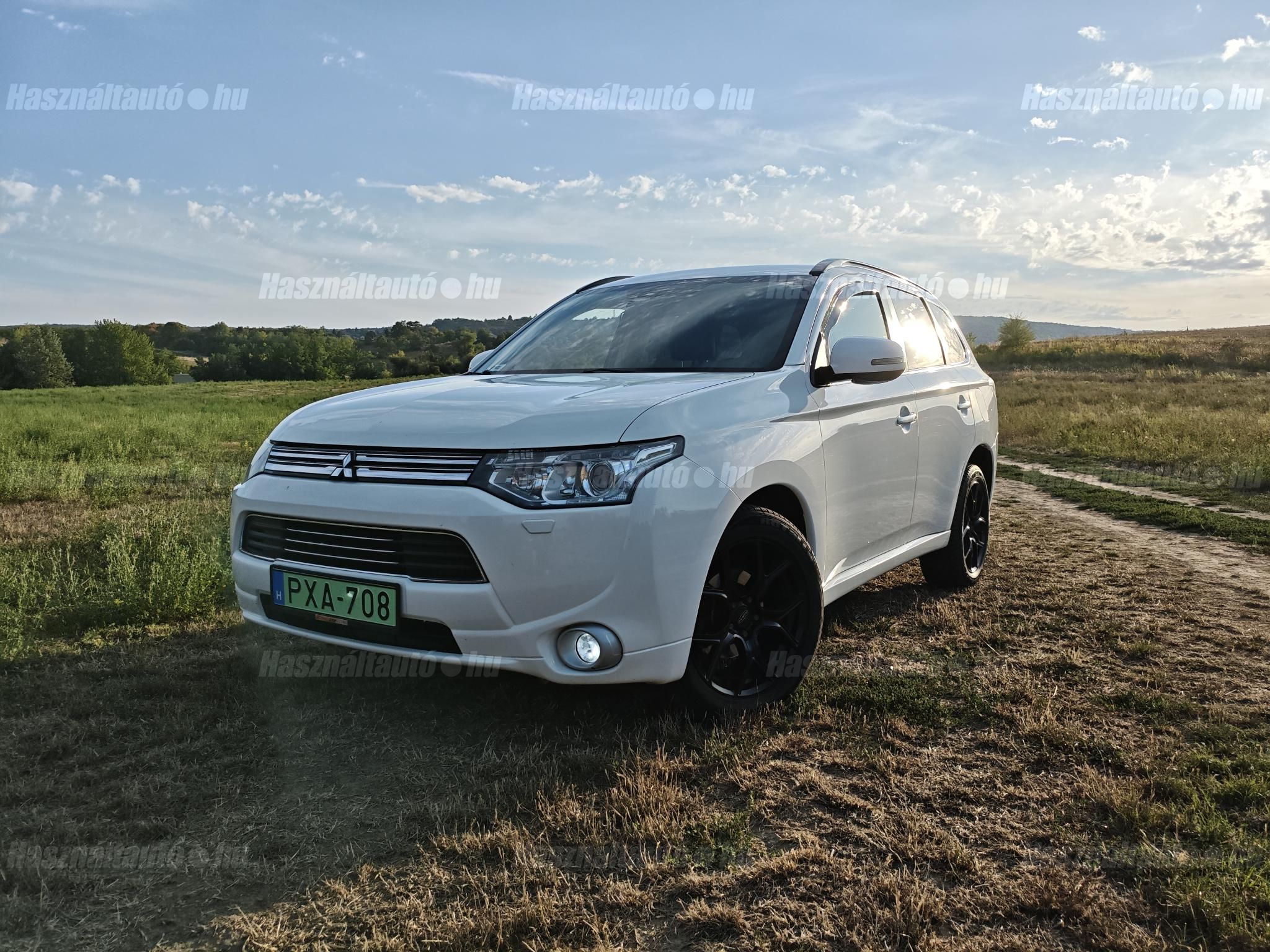 MITSUBISHI OUTLANDER 2014/9 - 1